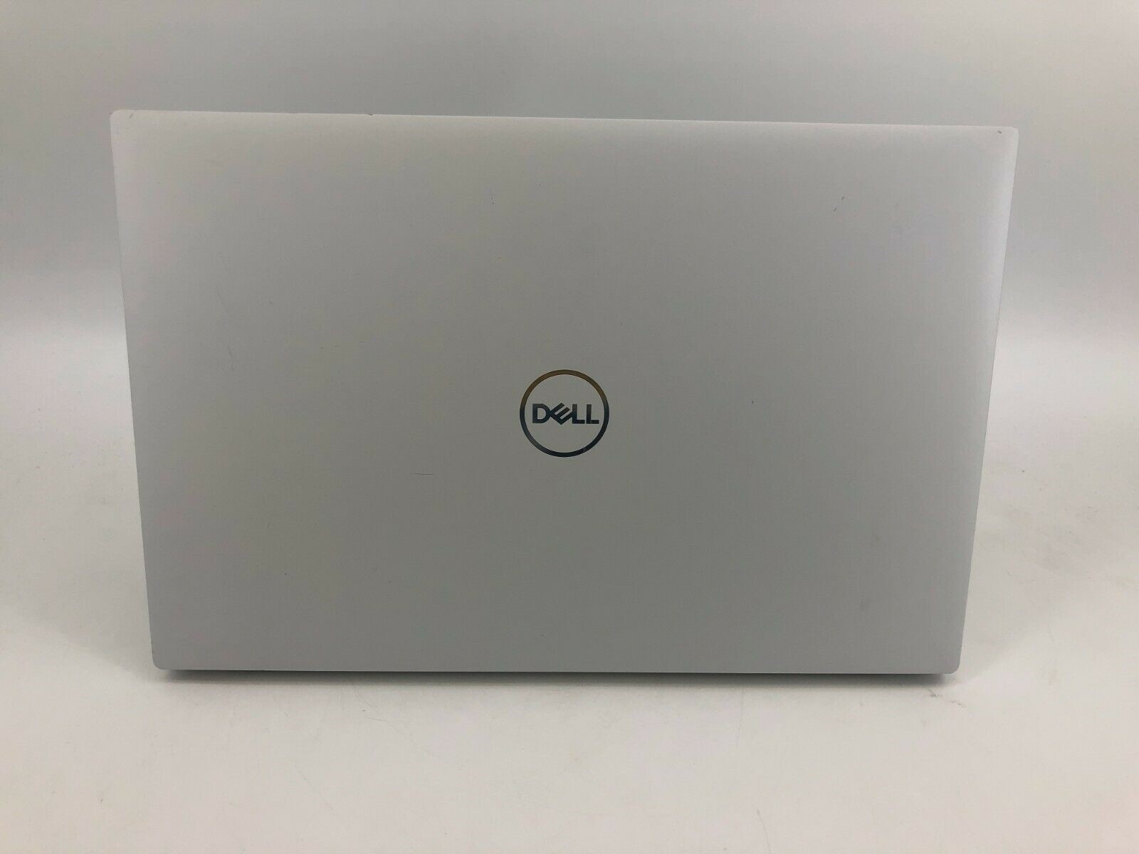 Dell XPS 15 9500 i9-10885H 2TB SSD 32GB DDR4 GTX 1650 TI UHD TOUCH 4K – White