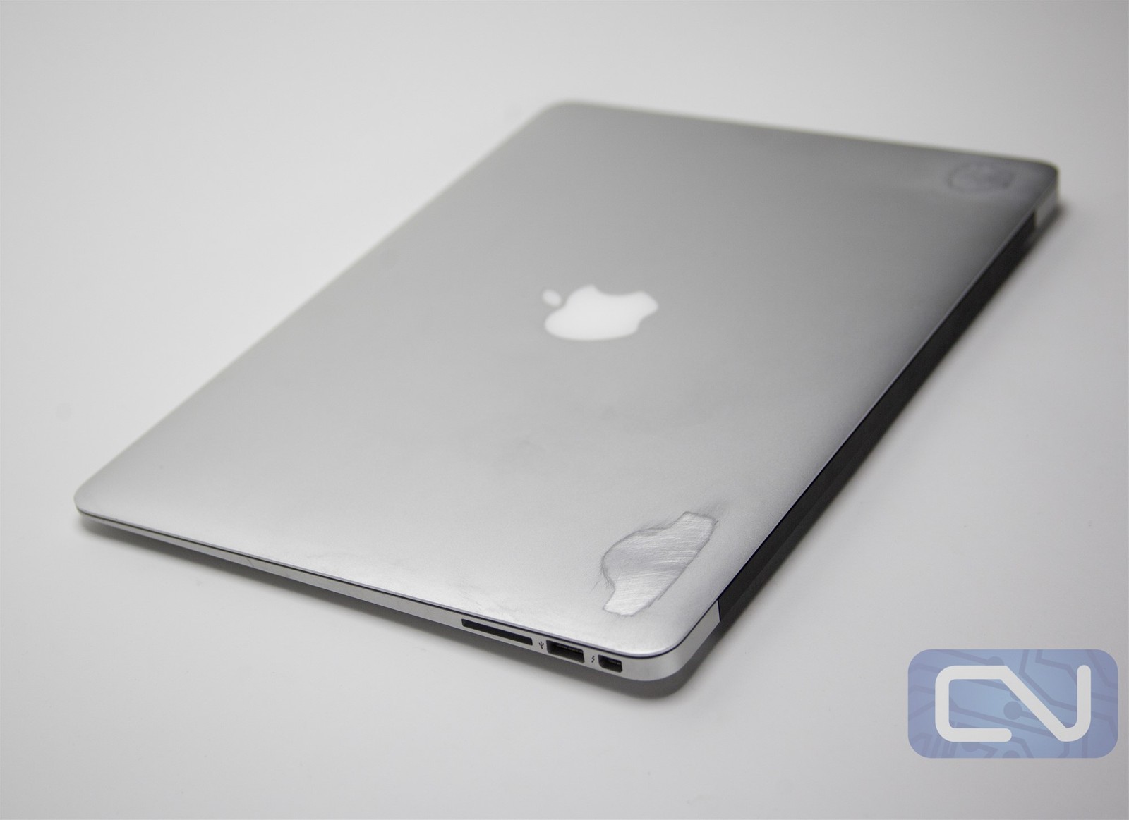 Apple Macbook Air A1932 15″ i5-8210Y 128GB SSD 8GB OS Sonoma Laptop