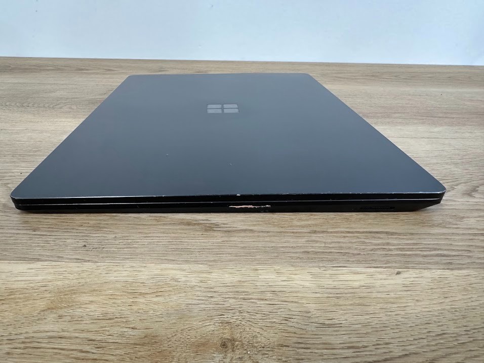 Microsoft Surface Laptop 5 Core i7 1265U, 16GB LPDDR5 Intel Iris Xe, 512GB SSD