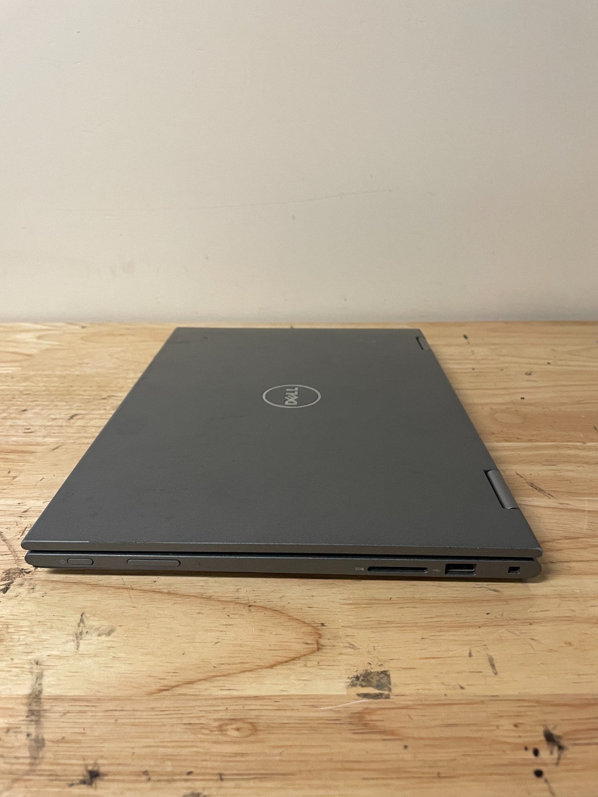 Inspiron 13 5368 2-in-1 i7 8550U 1.8GHz NO RAM/SSD /HDD No power