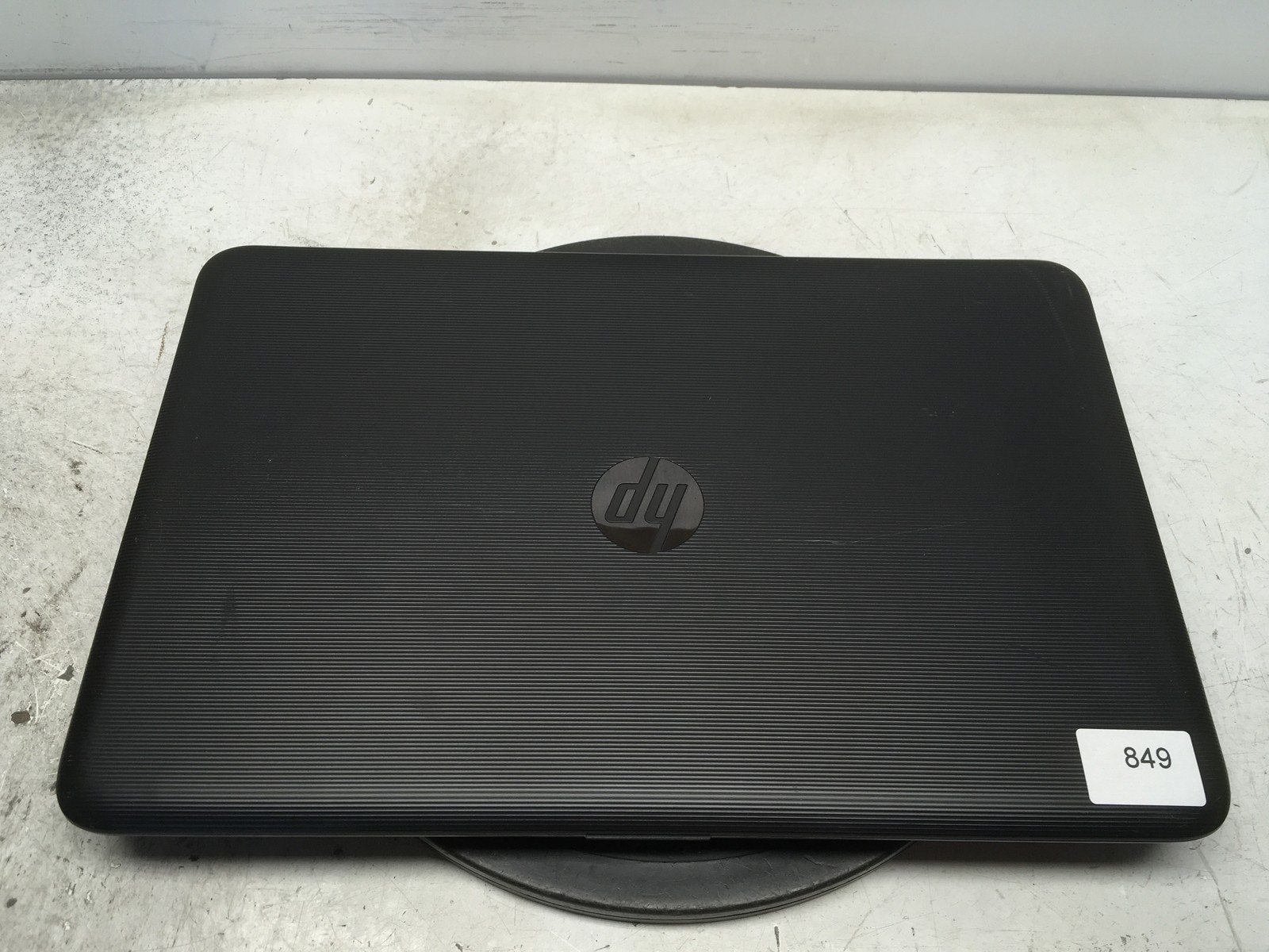 HP 15-BA009DX AMD A6-7310 2000MHz 4 GB NO HDD No Batt