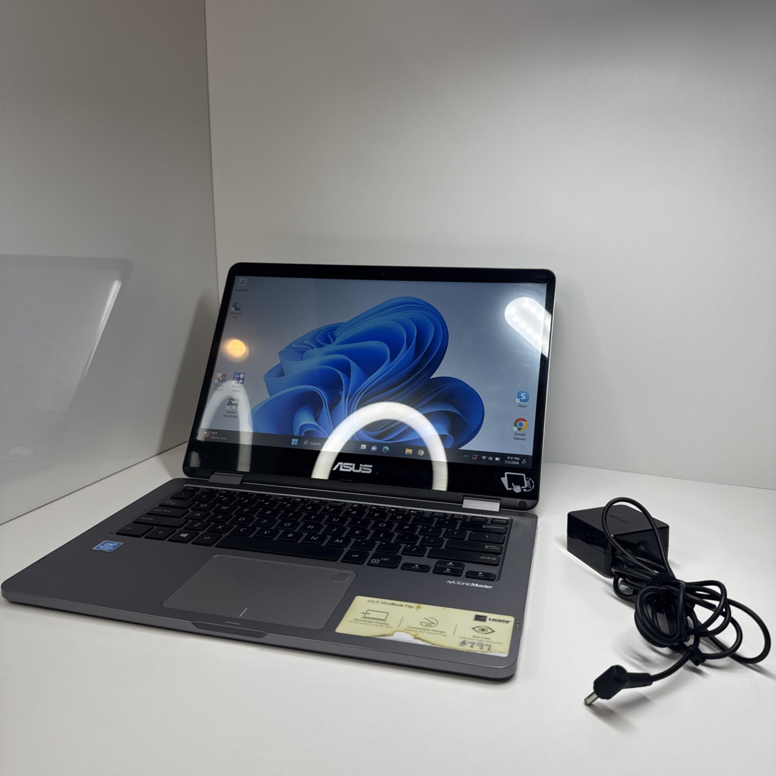 ASUS VivoBook Flip 14 TP401M 14″ Touch Screen Fold Laptop Win 11 Pro 64 GB SSD