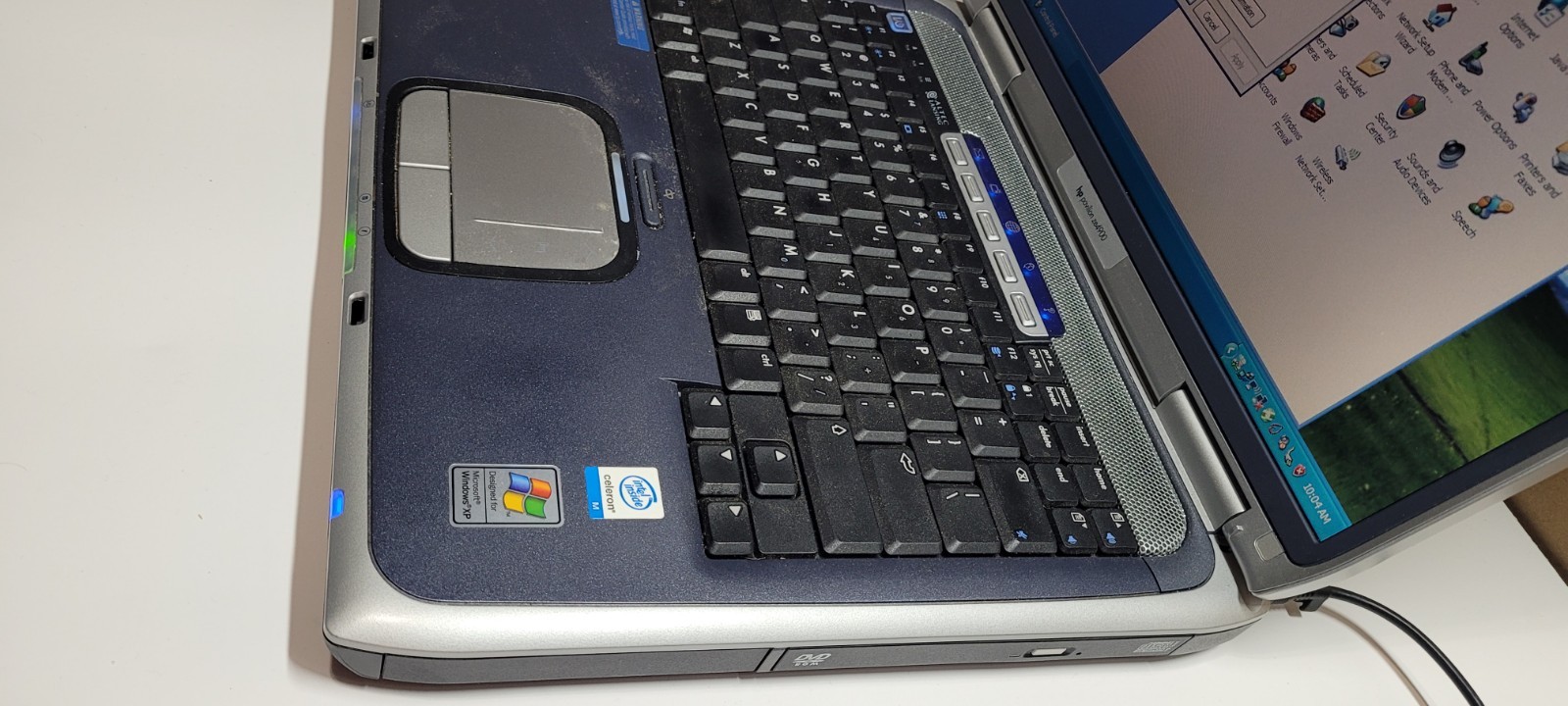 HP Pavillion ze4900 Laptop 1.30 GHz 224MB RAM – WORKING