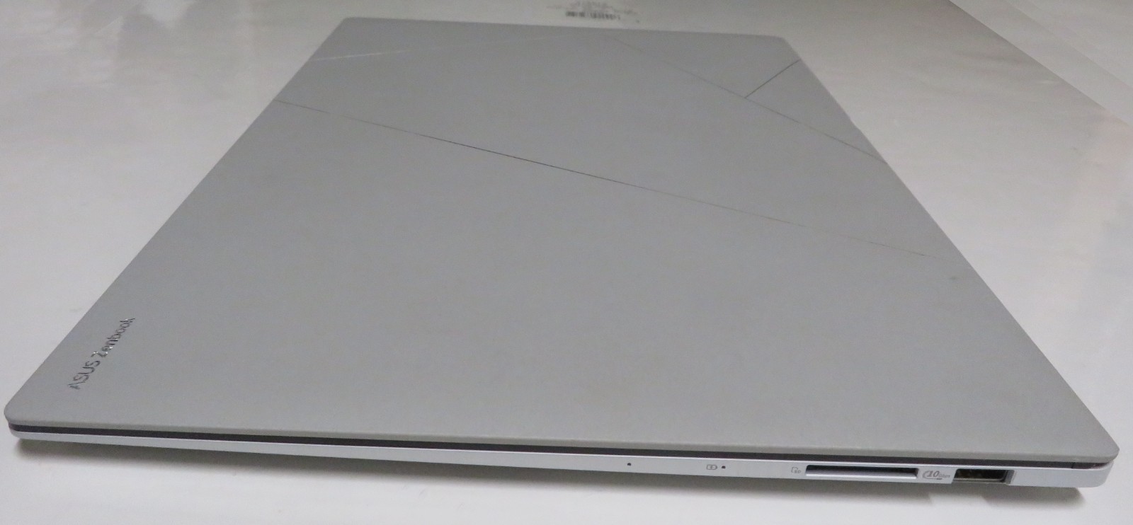 ASUS Zenbook S 16″ 3K OLED Touch AMD Ryzen AI 9 365 24GB RAM 1TB SSD White