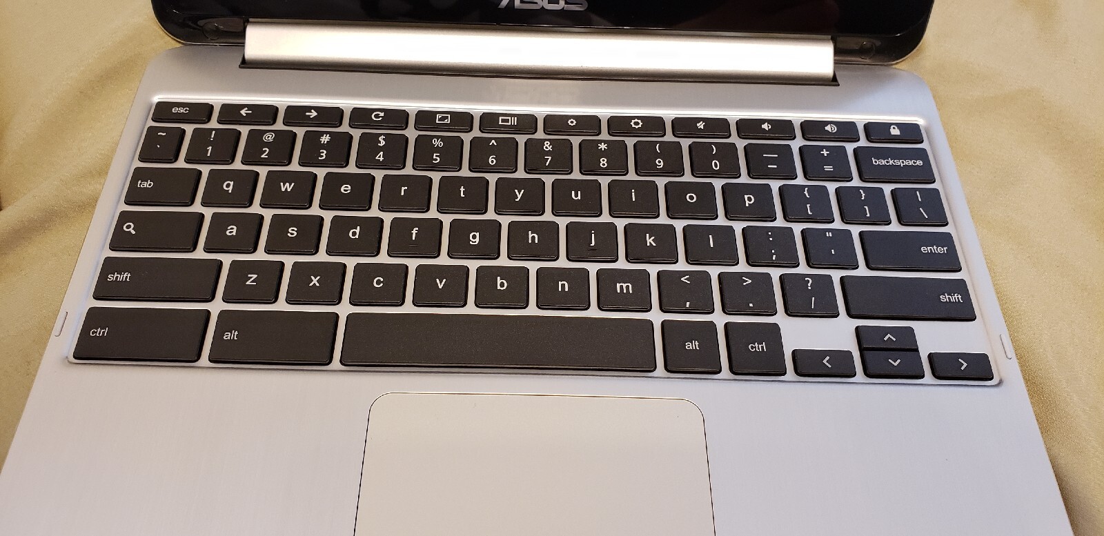 ASUS Chromebook C100P 10.3″ 4GB LPDDR3 16GB eMMC Chrome OS (Pre-Owned)