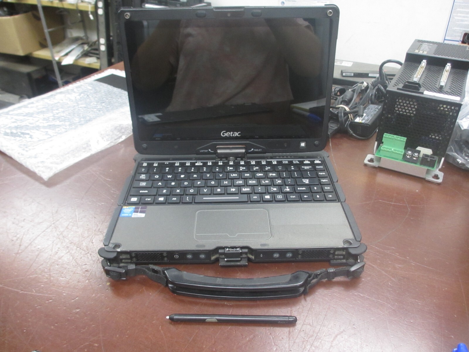 Getac V110 G2 i5 5200U 2.20GHZ 4GB Touch Screen Laptop [NO HDD/CADDY/OS/AC]+Pen