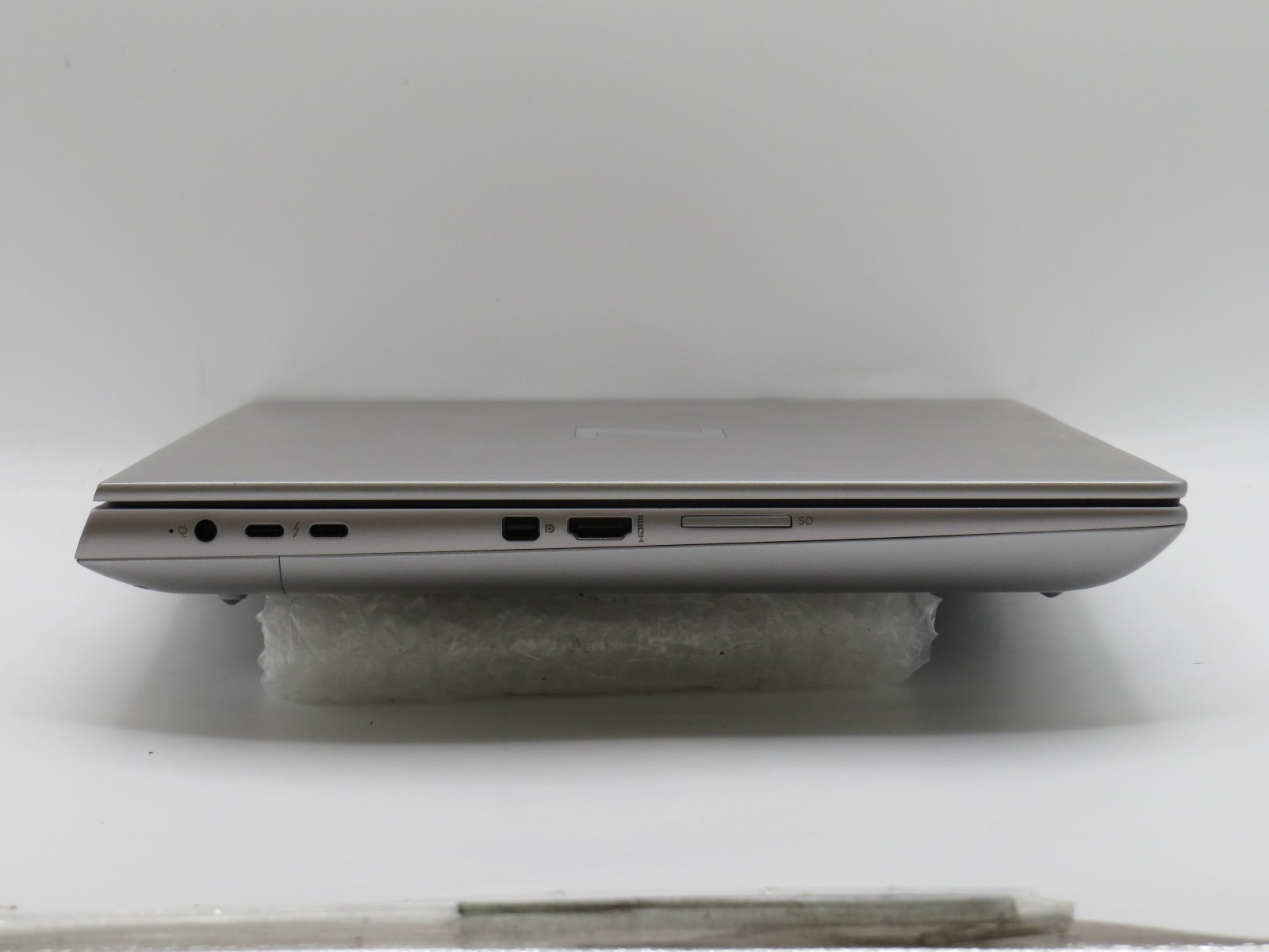 HP ZBook Fury 16 G9 i7-12850HX @ 2.1GHz 32GB DDR5 1TB m2 RTX A2000 Win 11 Pro