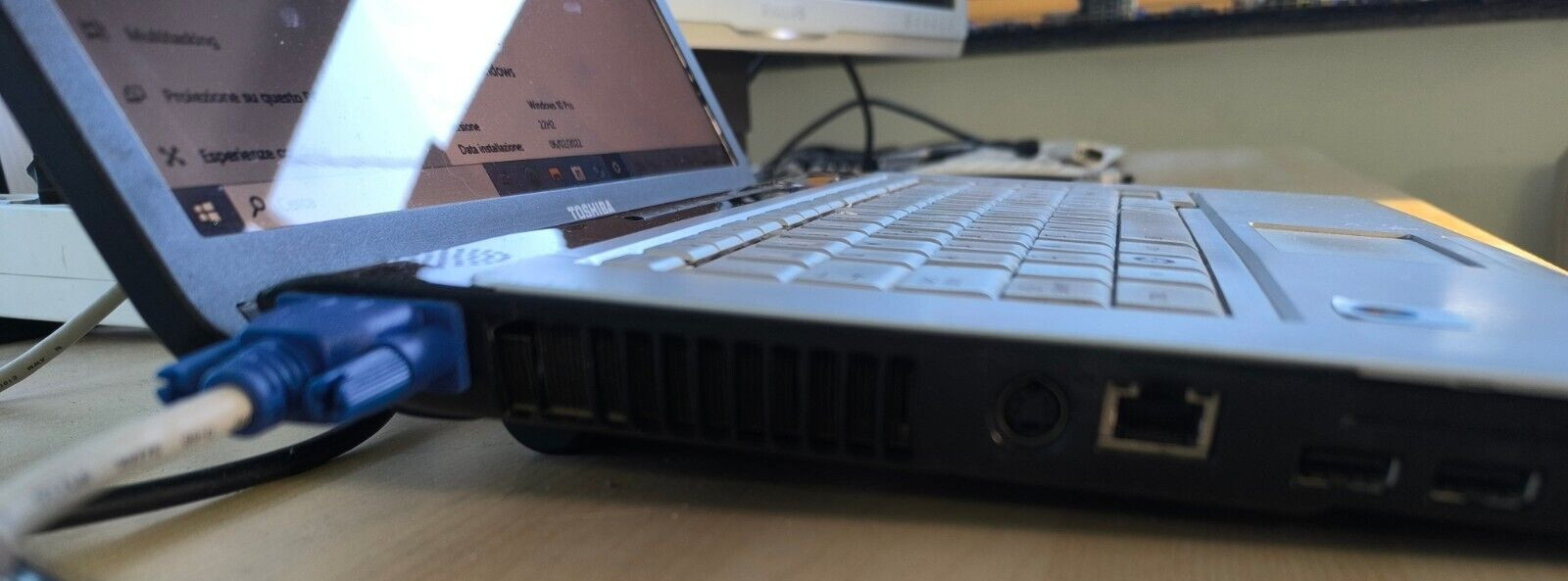 Toshiba Satellite A200-1L5 Intel Core 2 Duo T7300 2.00GHz 4GB RAM HDD 500GB