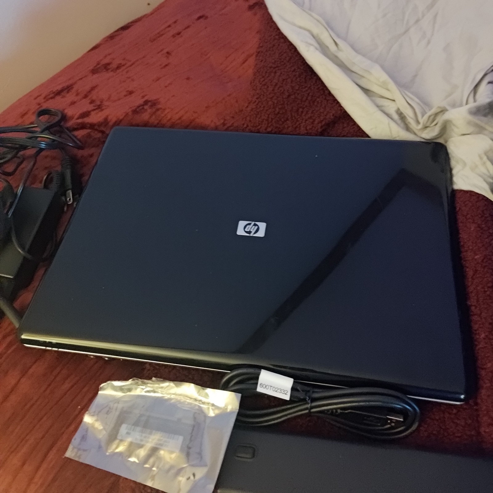 HP G70 Notebook PC Pentium Dual-Core T4200 with Charger, Ram, Carrying Case.