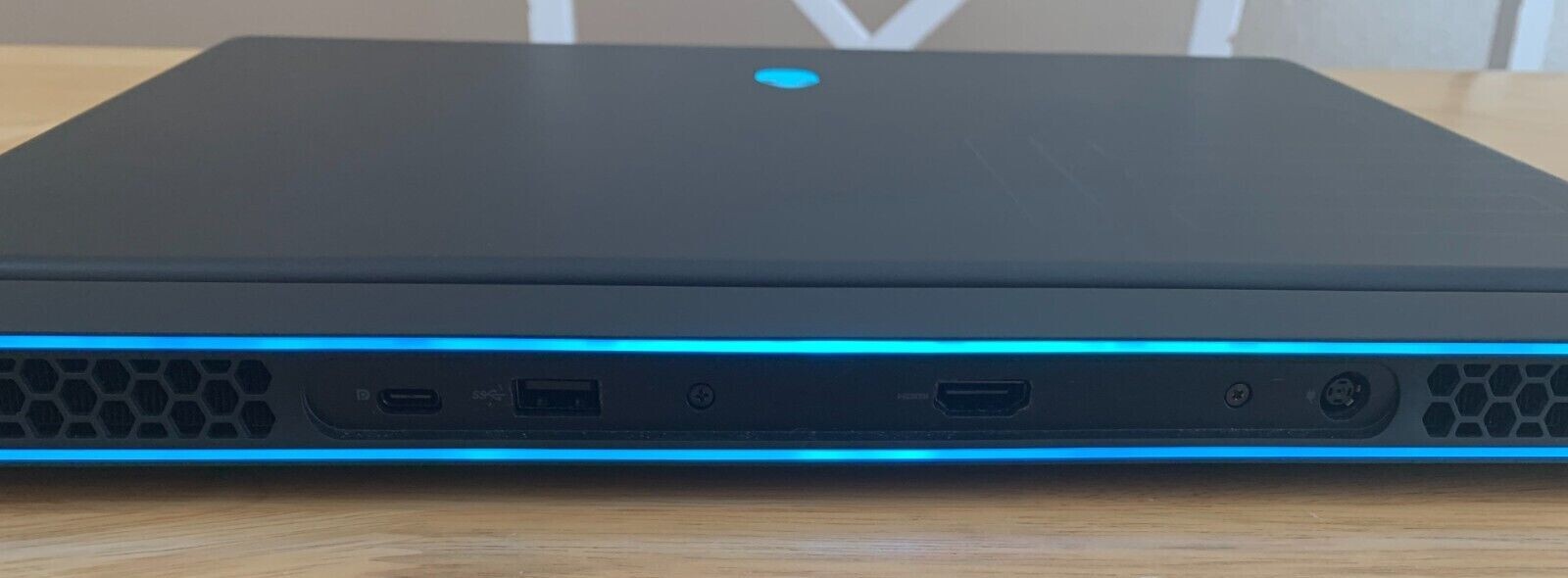 Dell Alienware m15 R5 Gaming laptop, Ryzen 7 5800H, RTX 3060,16GB DDR4,500GB SSD