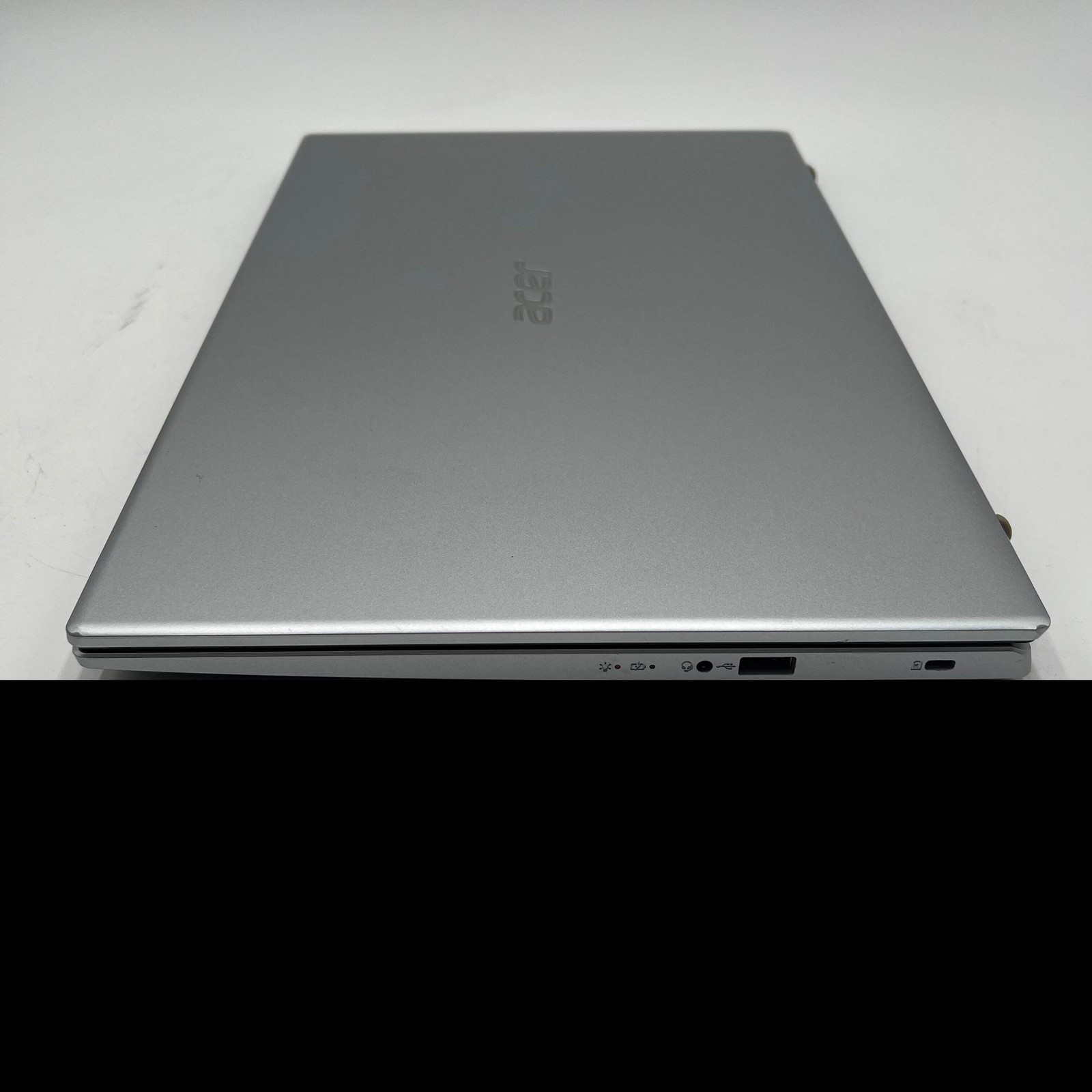Acer Aspire 1 N20C5 15-inch Laptop 4GB RAM 128GB SSD Silver – Broken Screen