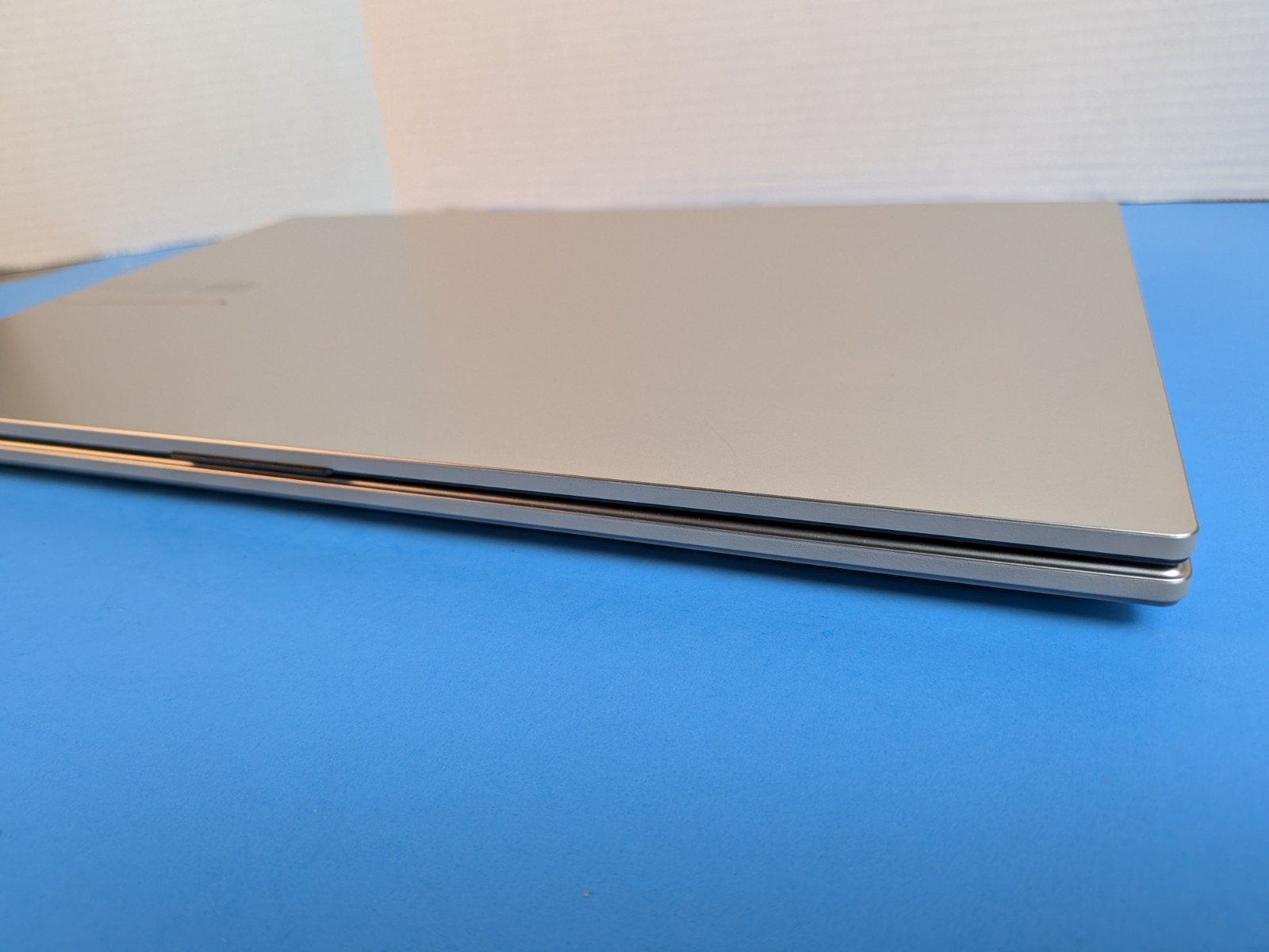Asus VivoBook 15 15.6″ (256GB, Intel Core i7 8th Gen 12GB) Ryzen7 Laptop, Silver