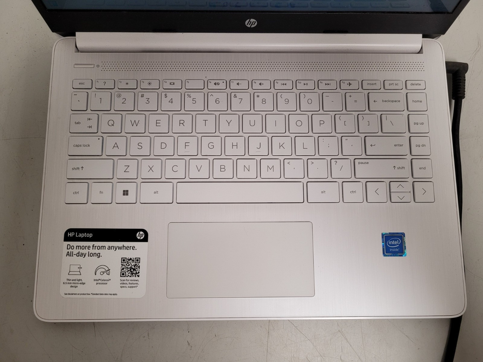 Hp laptop 14-dq0052dx celeron N4120 1.1ghz 4gb ram 62gb eMMc charger 5CD4208H4Z