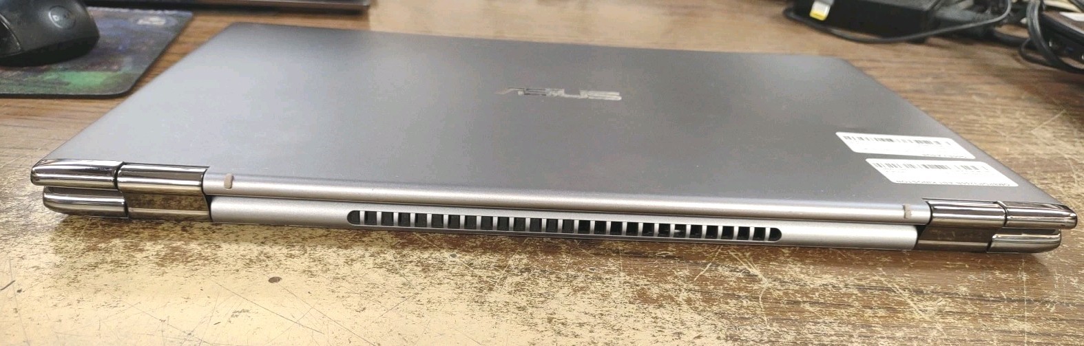 Asus Zenbook Flip 15 Q508U 15.3″ Ryzen 7 5700U 8GB RAM 256GB SSD