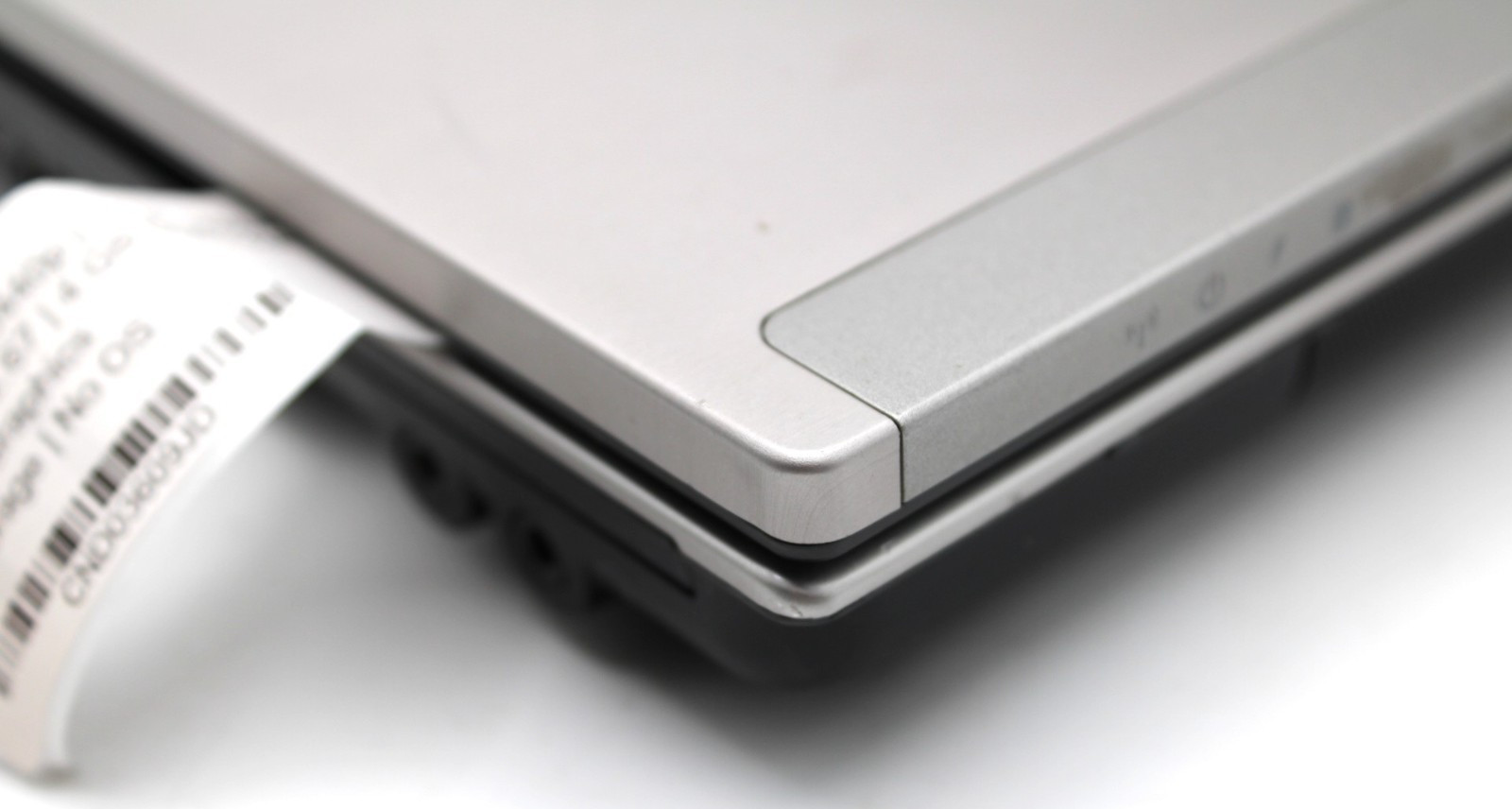 HP EliteBook 8440p i7-620M@2.67GHz 4GB DDR3 NO STORAGE OR OS *USED/TESTED*