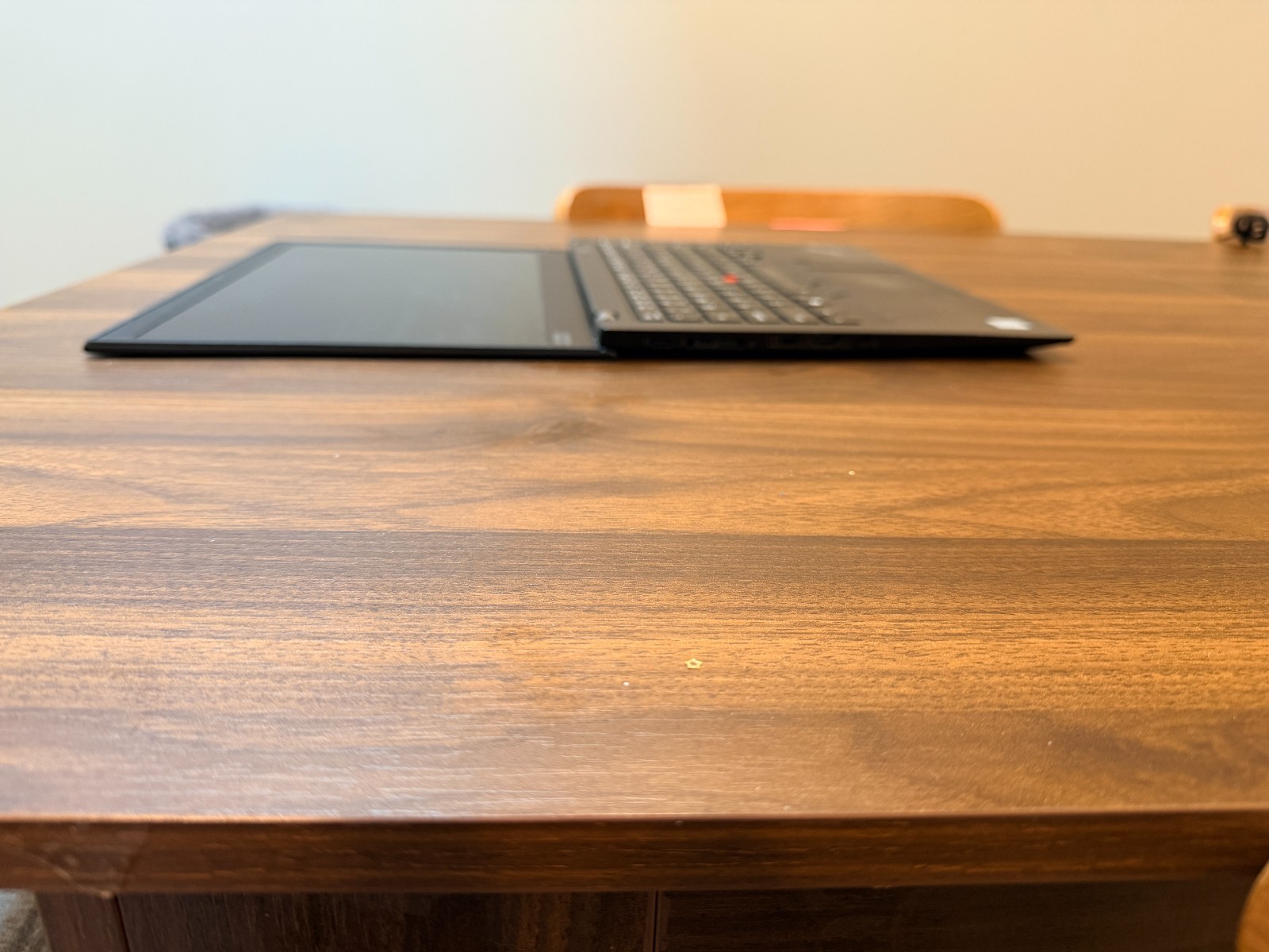 Lenovo ThinkPad T490s Thin and Light 14″ Laptop Intel i5 8 GB RAM 256GB SSD