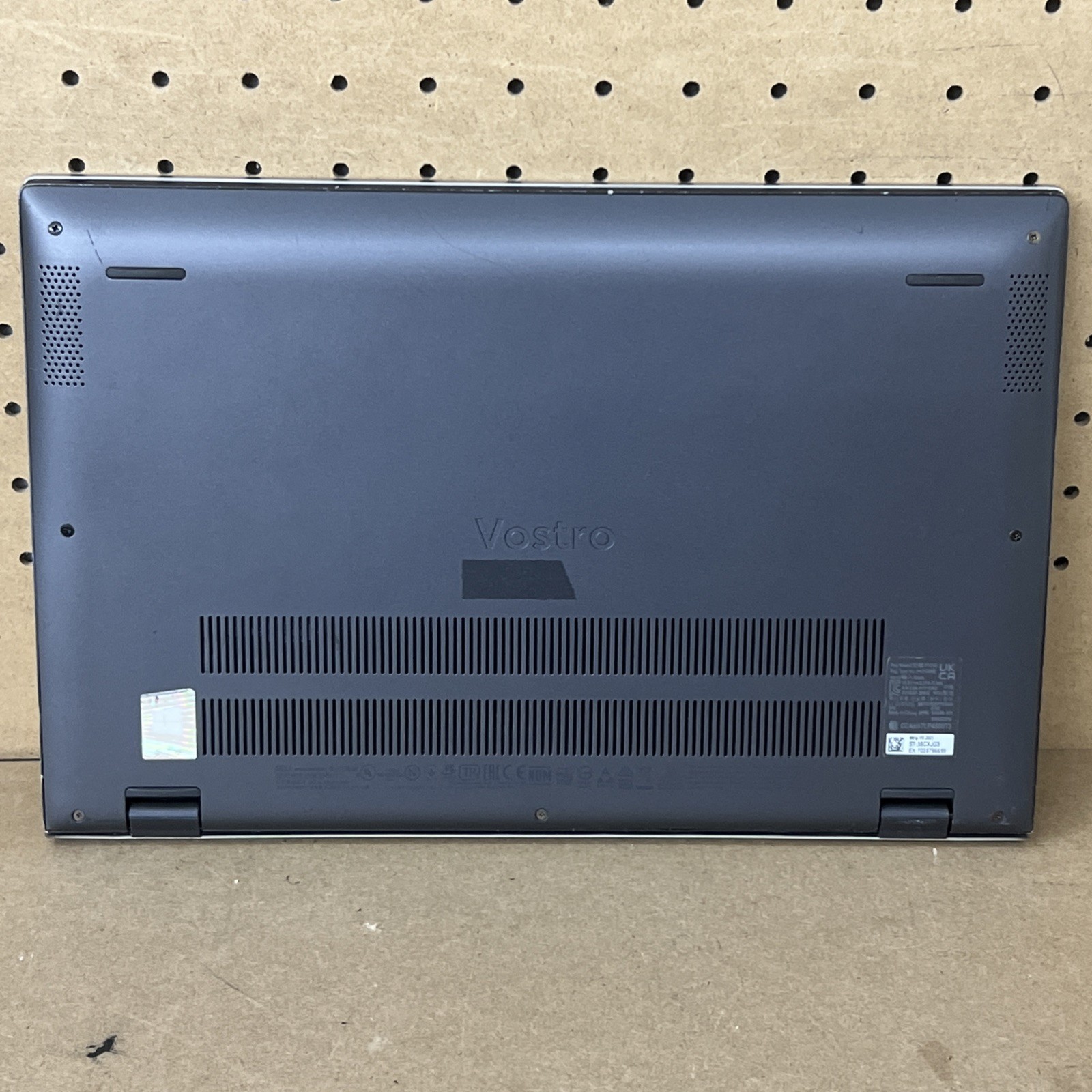 Dell Vostro 5301 i7-1165G7 2.8GHz 8GB Ram 512GB GeForce MX350 – Fair *67% Batt*
