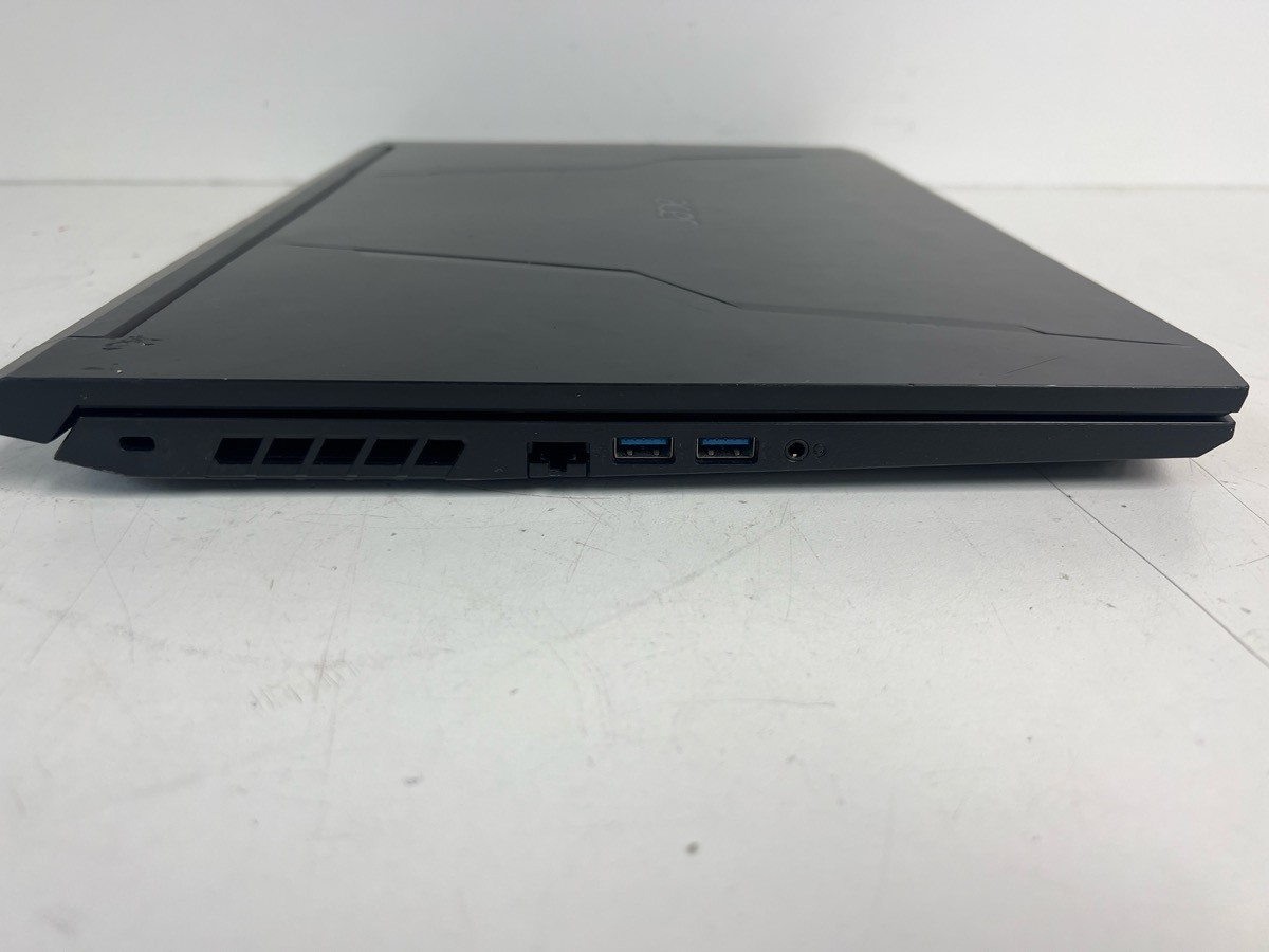 ACER NITRO 5 AN517-54-79L1 16gb ram, 120gb ssd , intel i7 (P24035863)