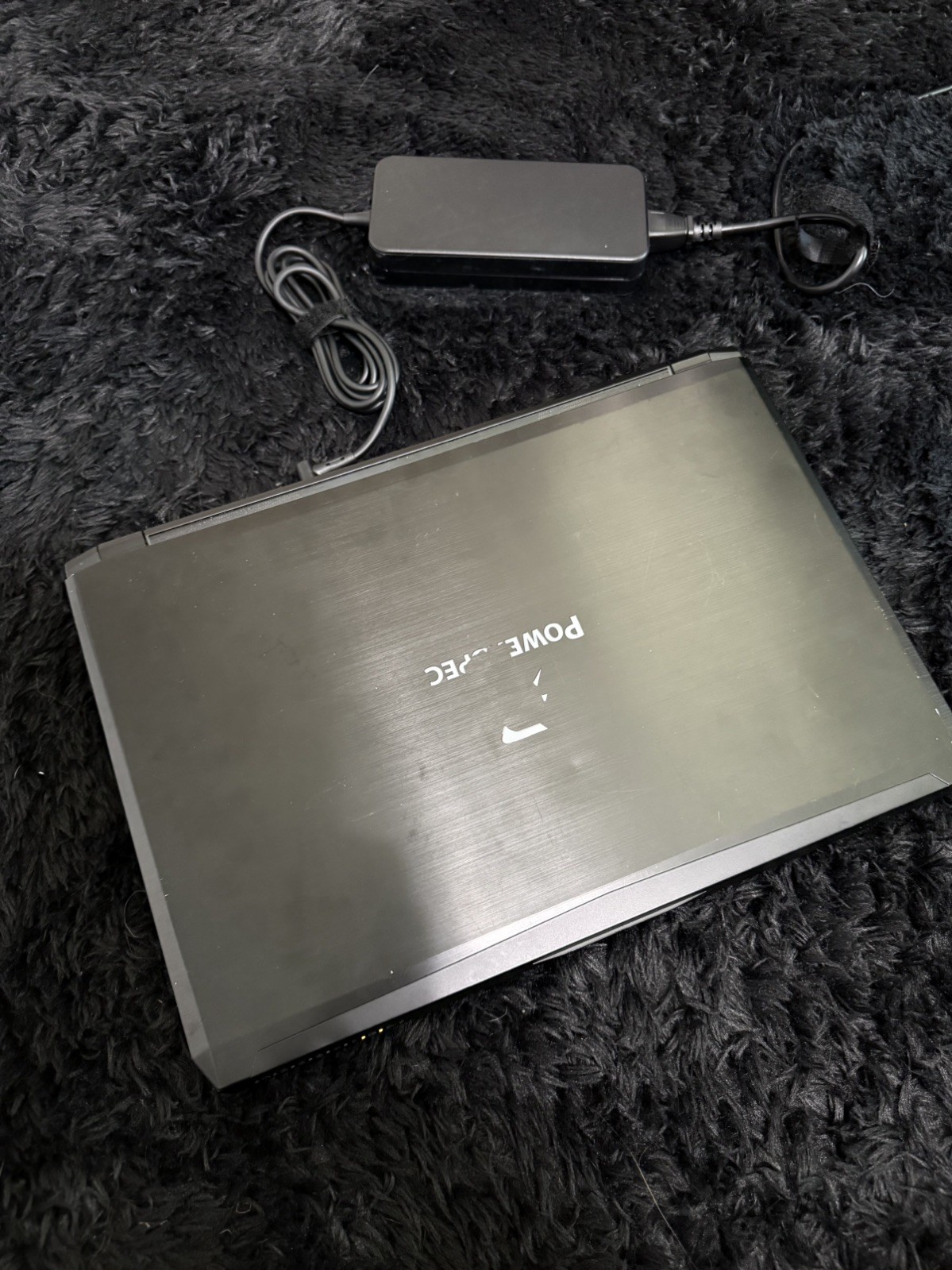 Powerspec Gaming Laptop (1510 PJ1) GTX 1070 16GB RAM Intel Core i7