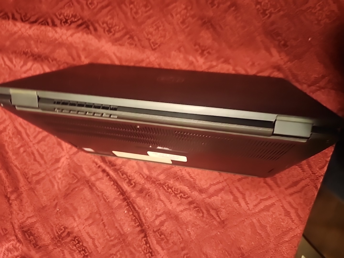 Dell Latitude 7400 (i5-8365U, 1.60 GHz, 16GB, 256GB) Win 11 Pro + Charger