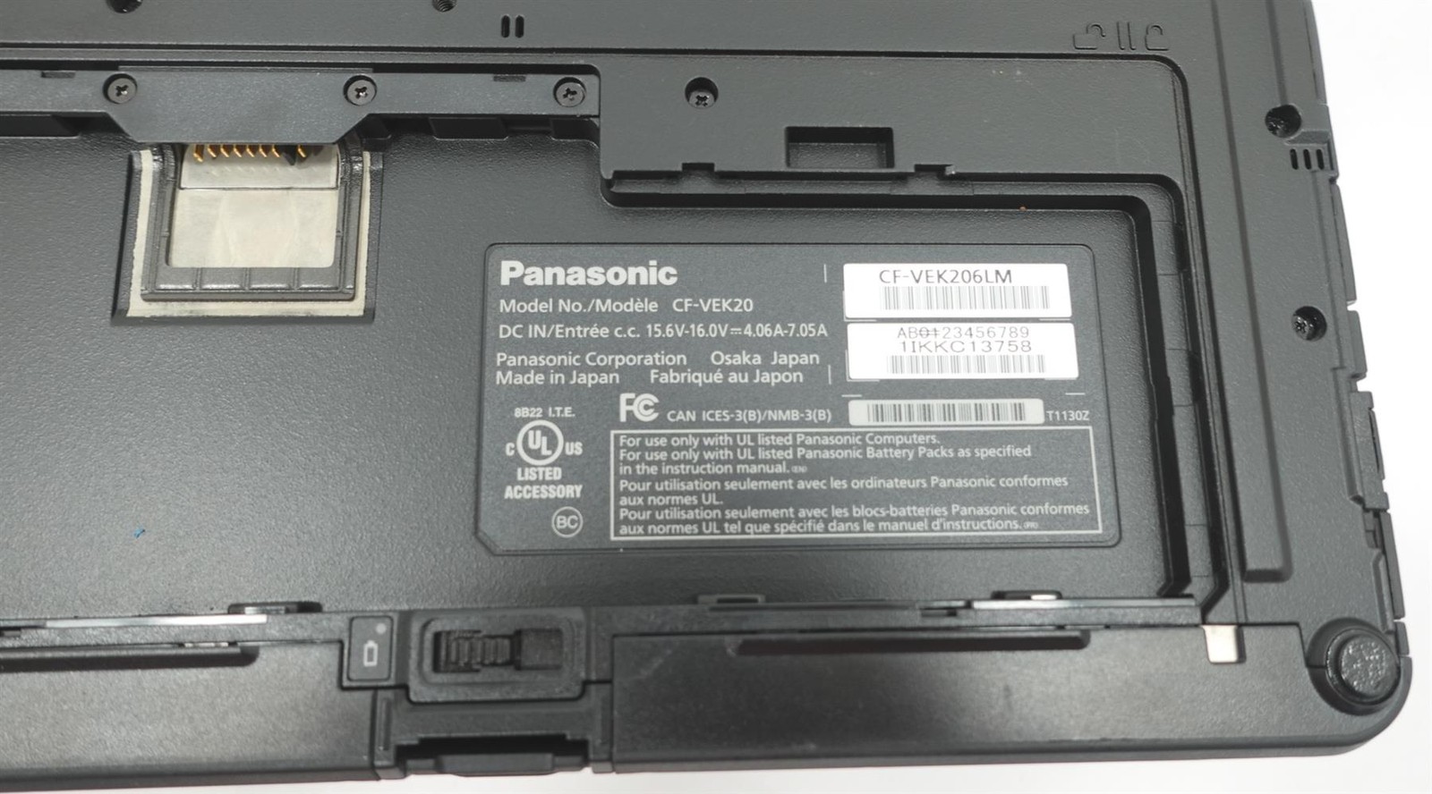 Panasonic Toughbook CF-20 Core i5-7Y57 1.20GHz 8GB 256GB 10.1″ Laptop