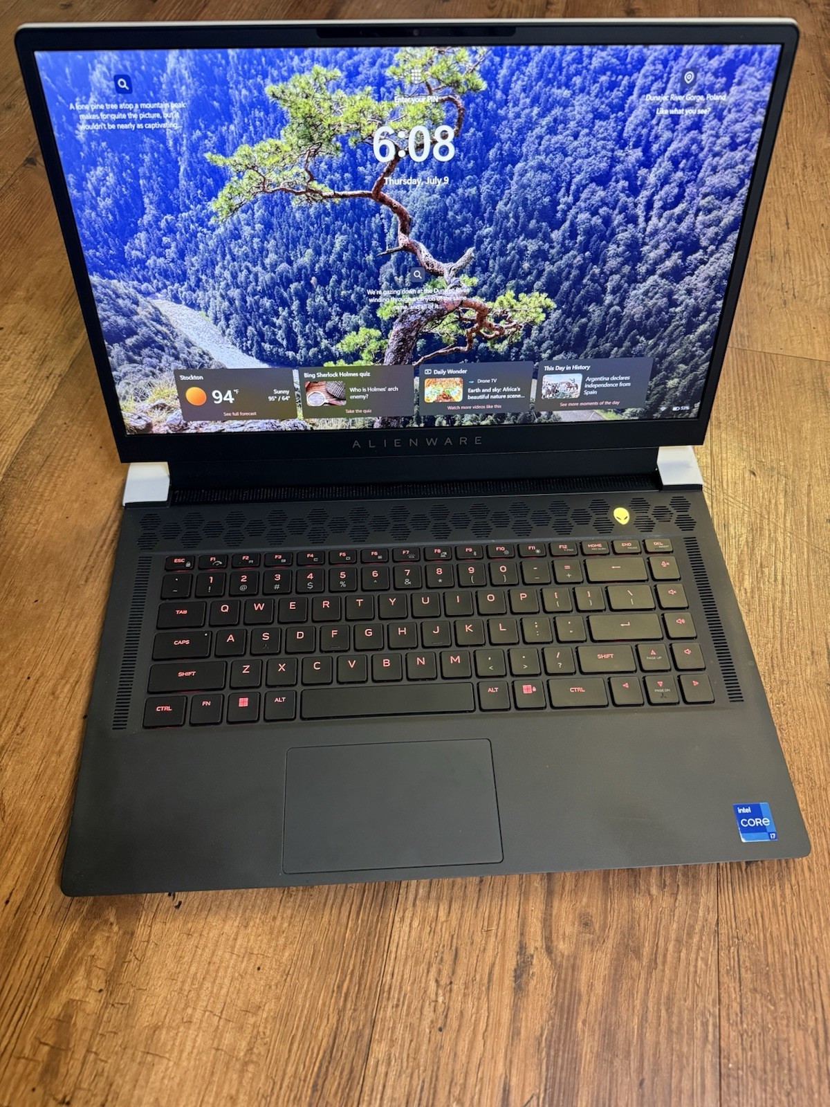 Alienware X15 R2 15.6″ i7-12700H 2.3GHz 32GB RAM 1TB SSD SSD GeForce RTX 3060
