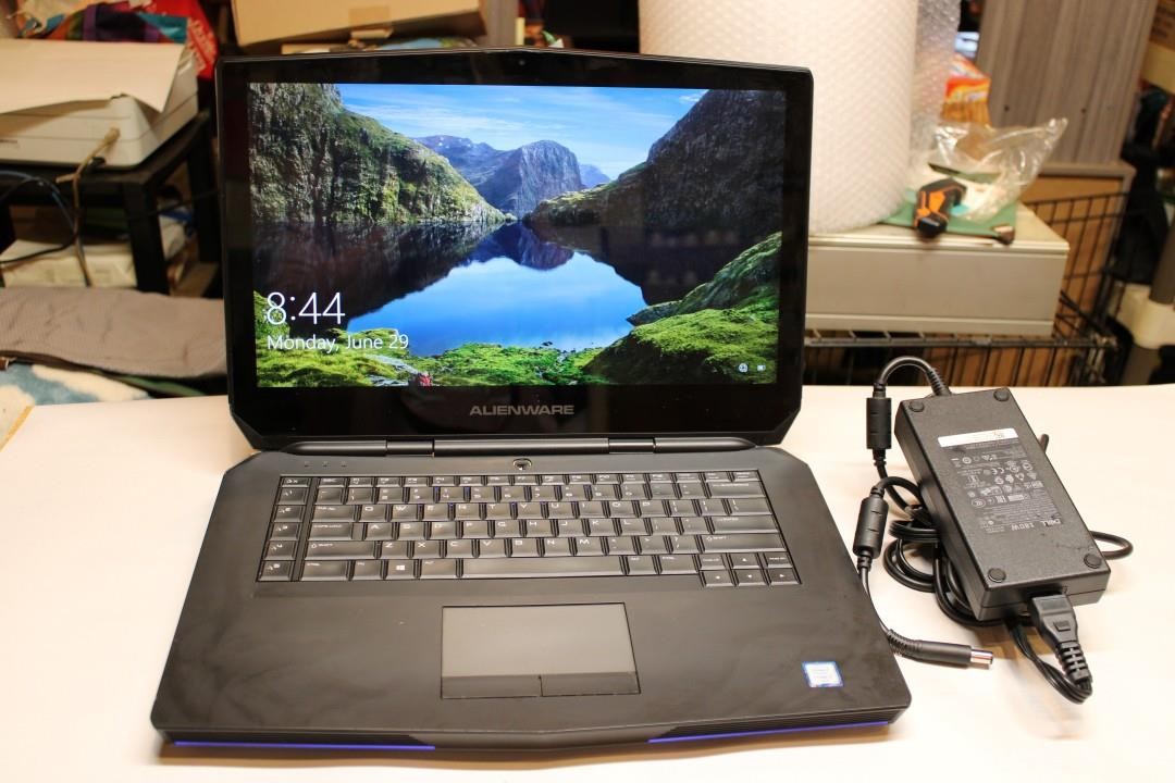 Alienware 15 R2 15.6″ Gaming Laptop i7 NVIDIA GeForce GTX 970M 1TB 256 SSD 16GB
