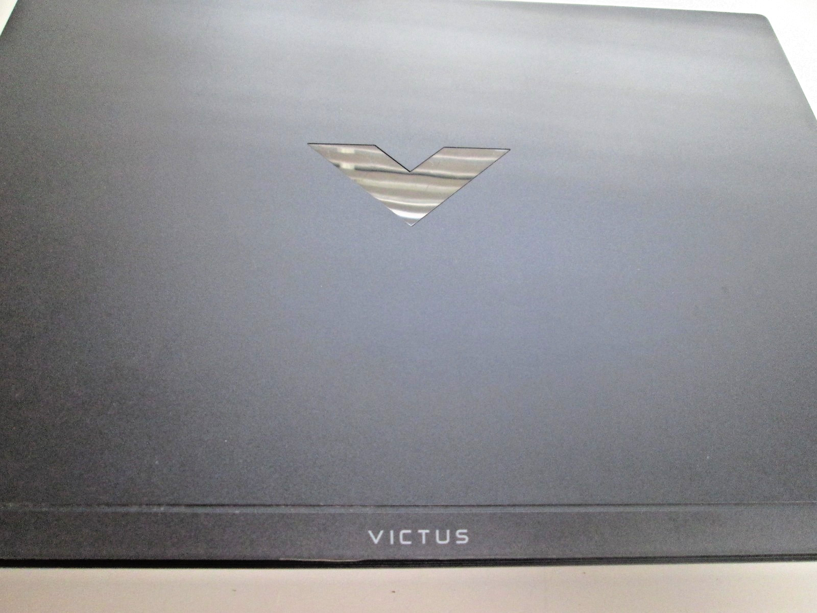HP Victus Gaming 15-FA1030NR Core i5-12450H GeForce RTX 2050 16GB RAM 512GB