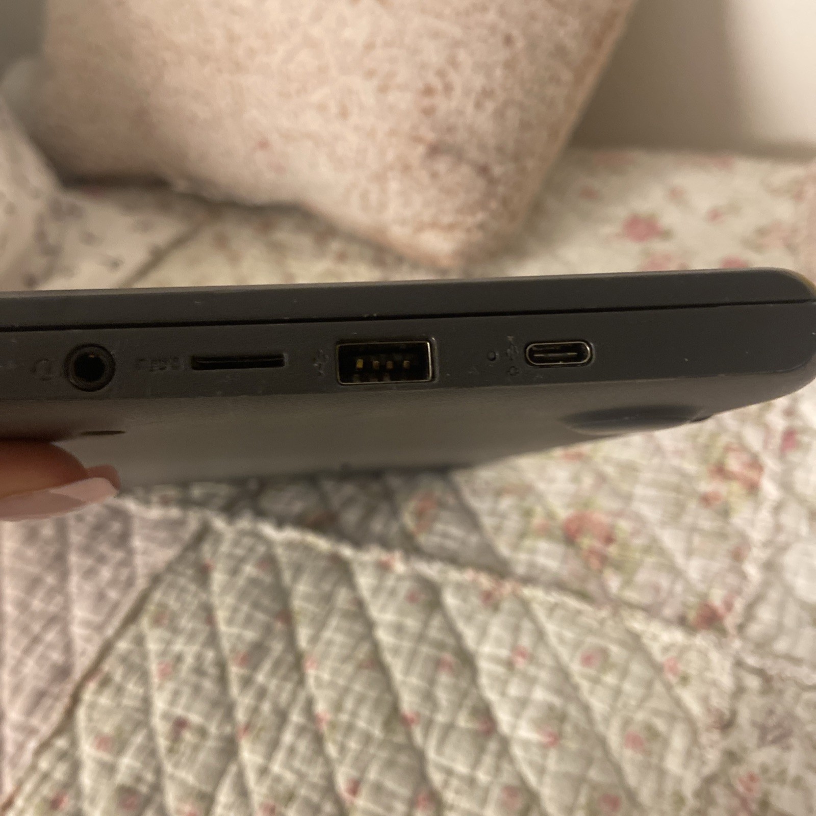 Samsung Chromebook 4 Chrome 11.6 & HP Chromebook 14 G5 FOR PARTS!!