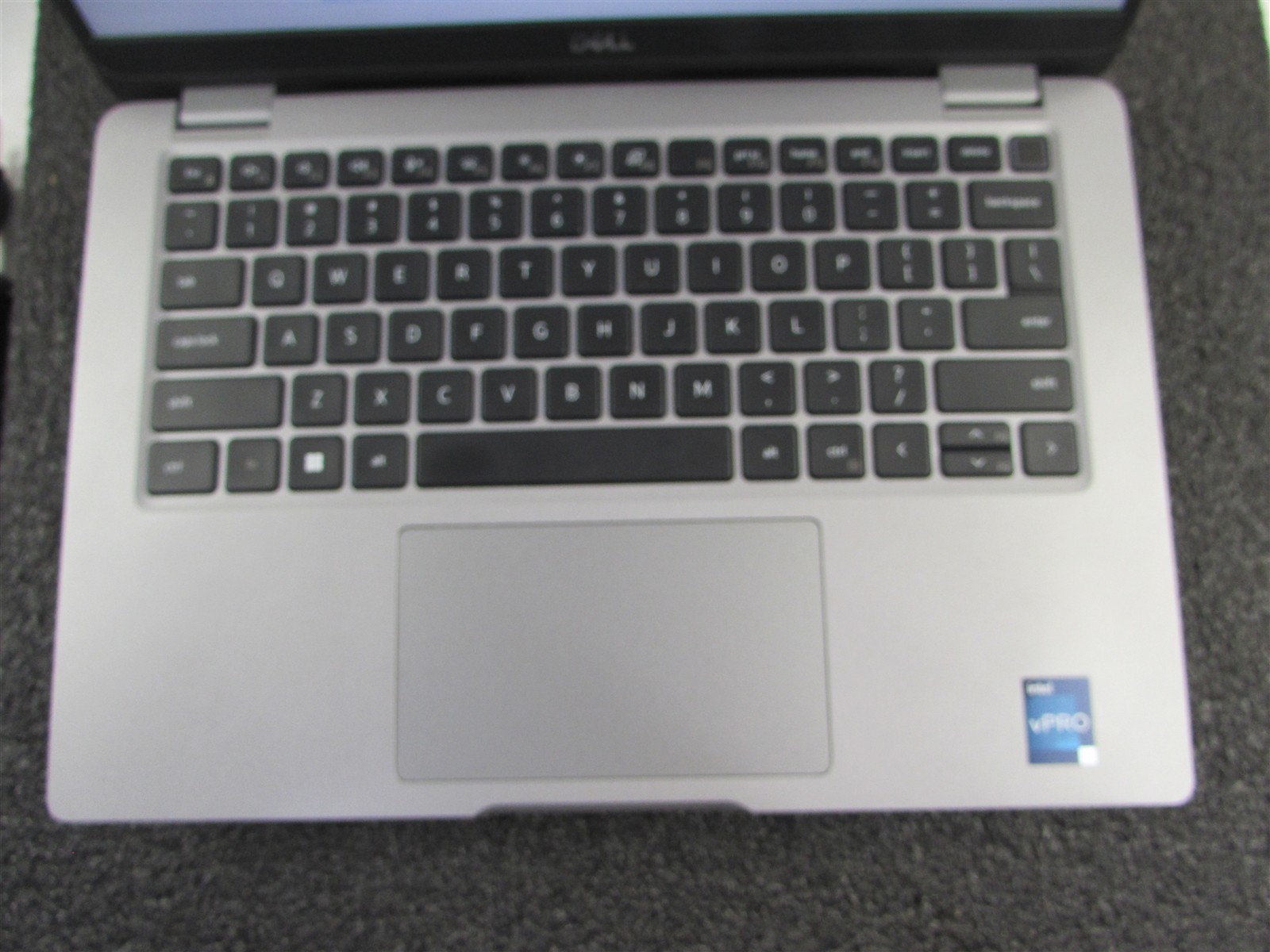 DELL LATITUDE 5340 1920X1080 FHD CORE I7-1365U 512GB SSD 32GB RAM NO O.S