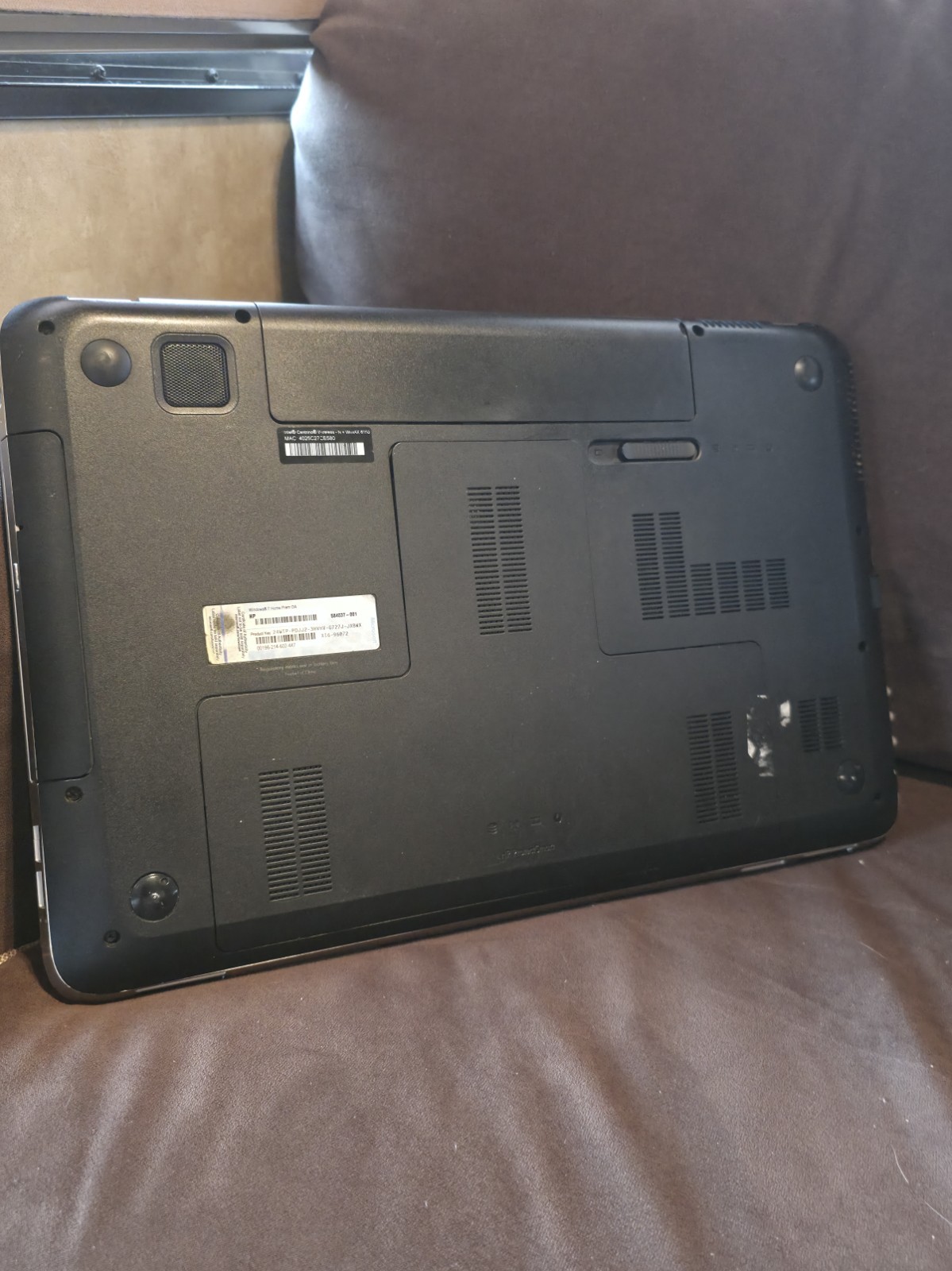 HP Pavilion 17.3″ DV7-6B55DX Laptop Intel i5-2430M 2.4GHz 8GB NO HDD NO Charger