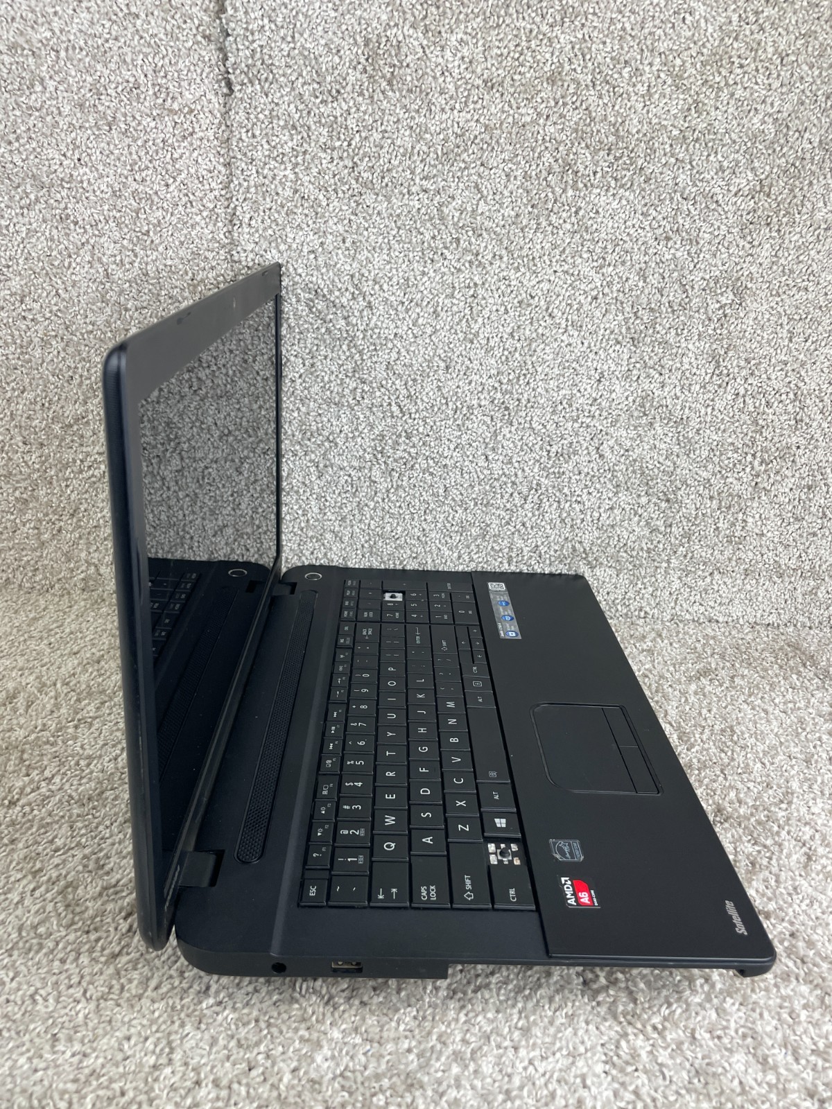 Toshiba Satellite C75D Series AMD A6 Quad Core Windows 8.1 Laptop Notebook PC