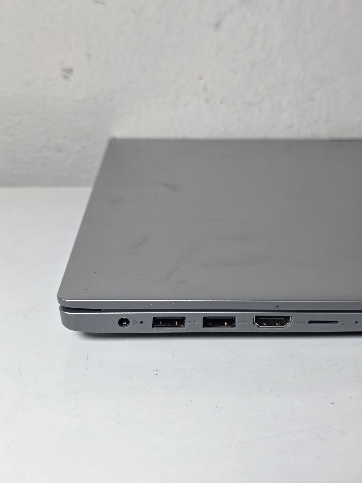Lenovo Ideapad Slim 1 14AST-05 14″ A6-9220e 1.6GHz 4GB RAM 64GB SSD