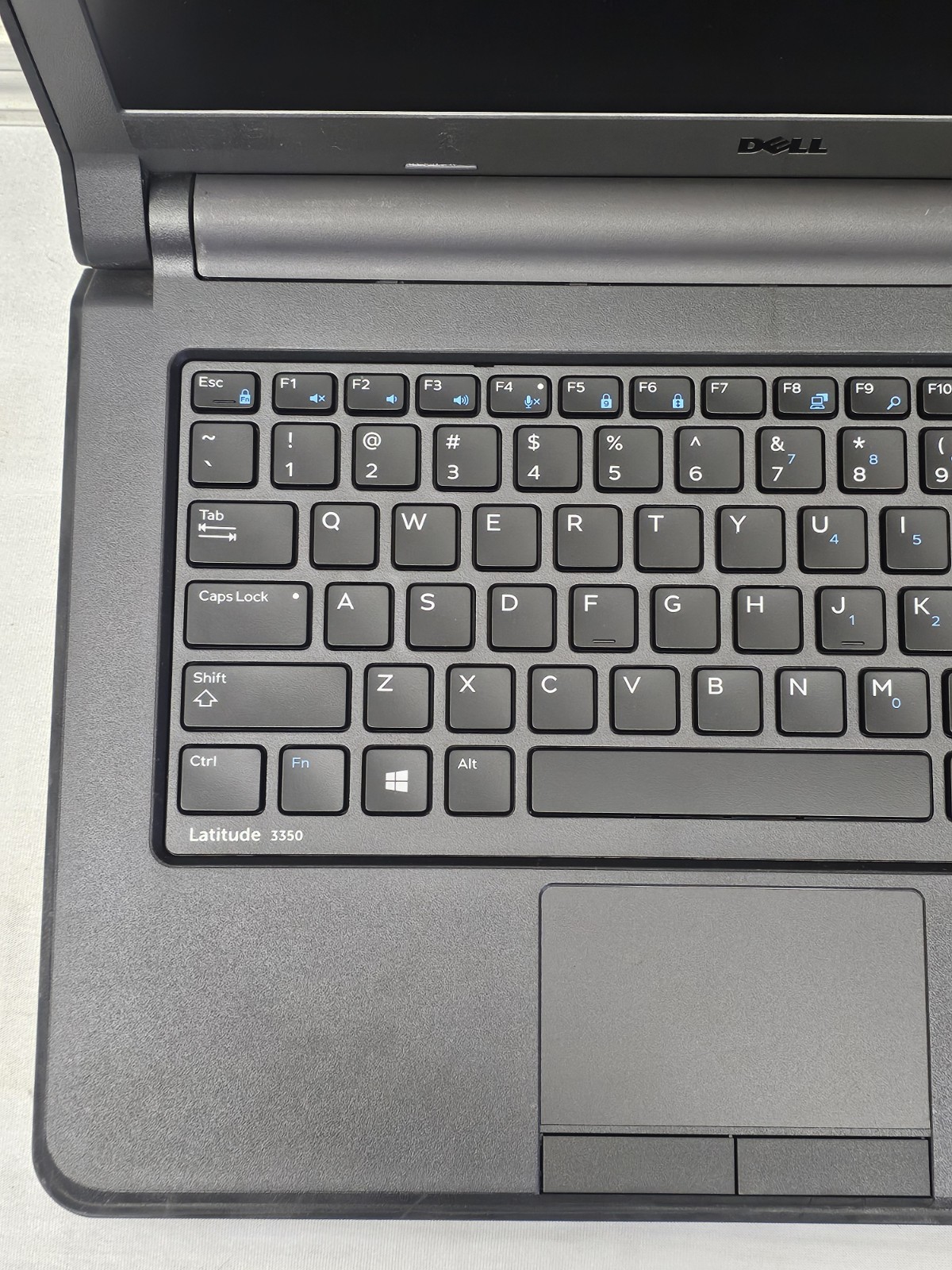 Dell Latitude 3350 Laptop – Celeron 3215u – 4GB RAM – 128GB SSD – Windows 10