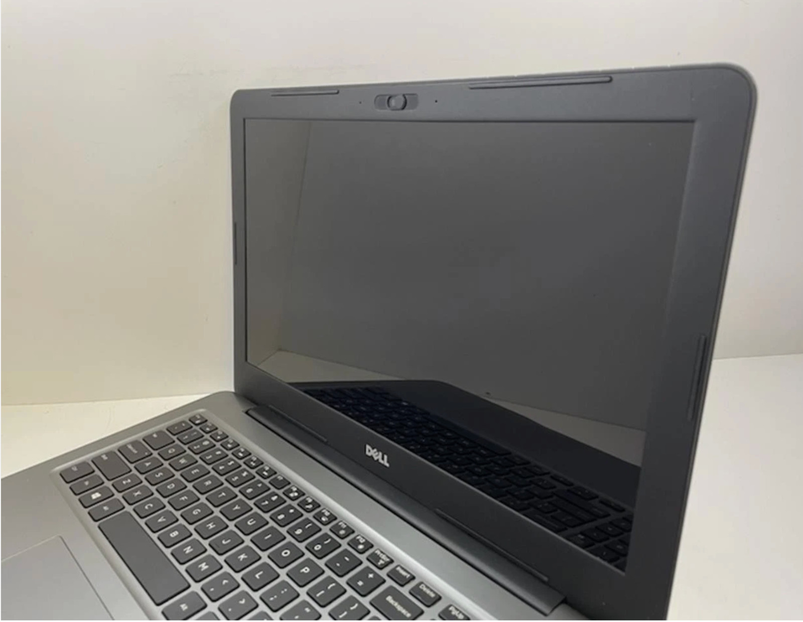 Dell Inspiron 5565 AMDA9 500GBSSD 16GBRAM WIN11P w/ BATTERY & AC