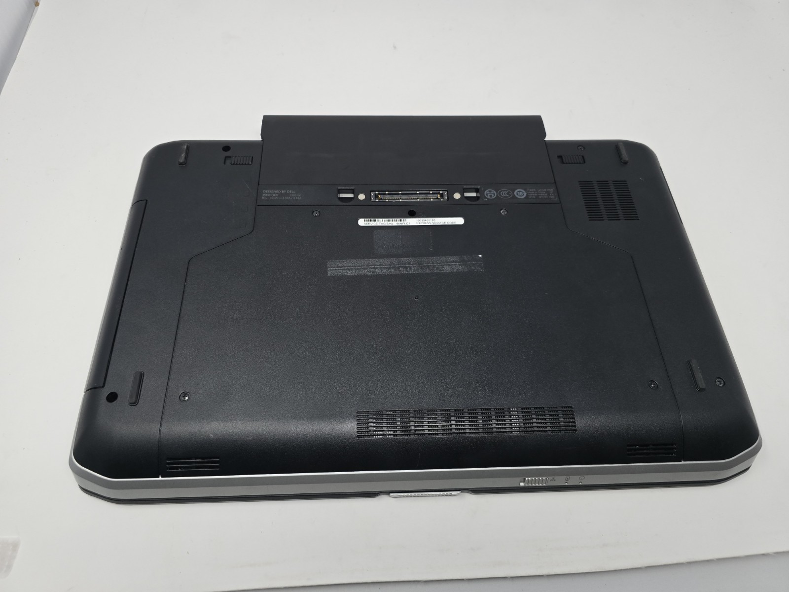 Dell Latitude E5520 Laptop Intel Core i5-2520M @2.50GHz 4GB RAM NO HDD OS #60