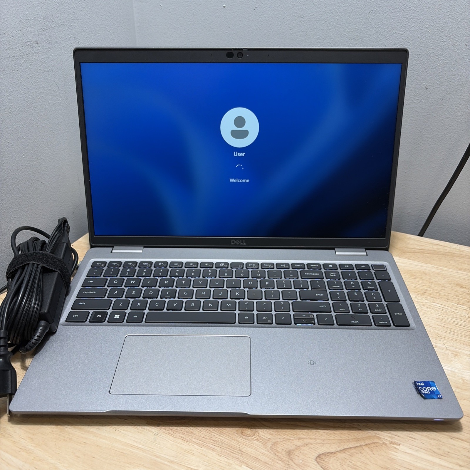 Dell Latitude 5520 Core i5-1135G7 2.40GHz, 16GB, 256GB SSD WebCam, WiFi W11 Cord