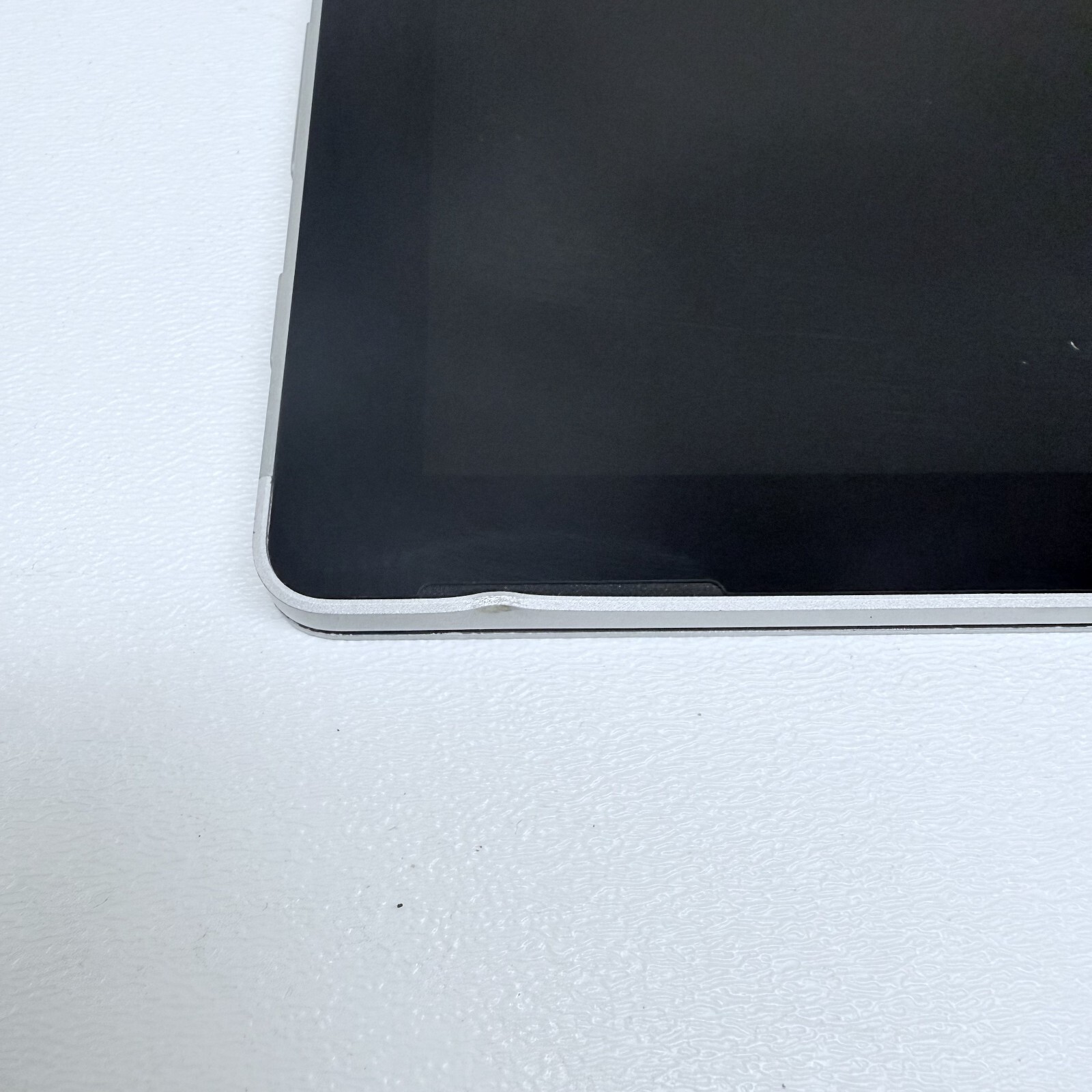 Microsoft Surface Book 2 i5|8GB|256GB Tablet ONLY (1832)**READ DESC**
