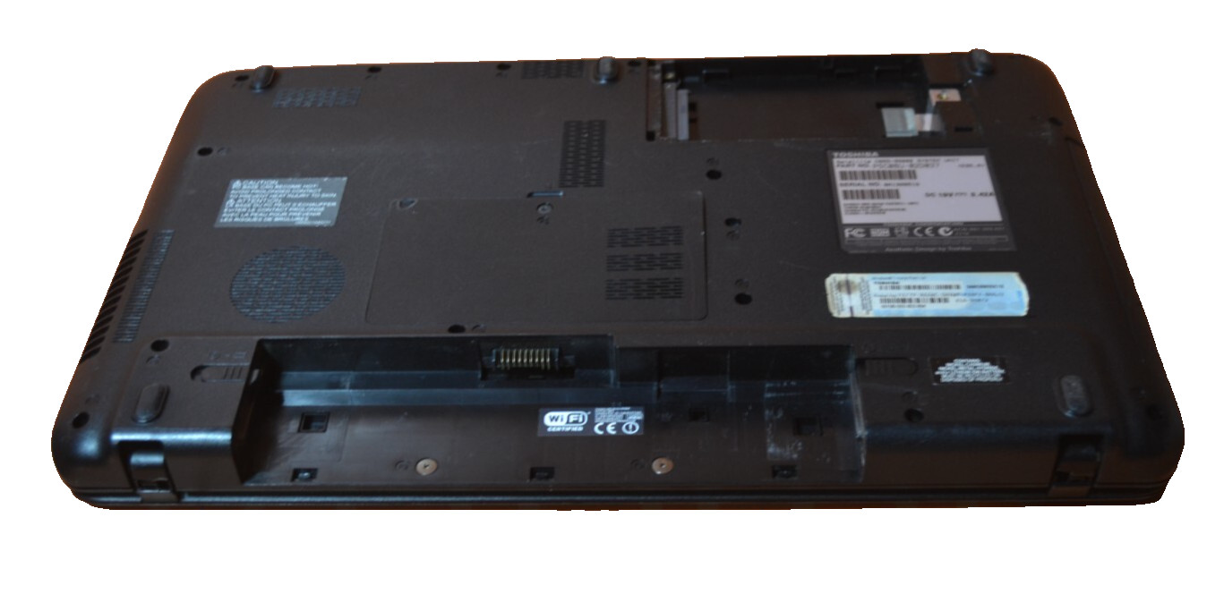 Toshiba Satellite C655-S5082 Intel Celeron PSC08U-02D037 No HDD Battery, power
