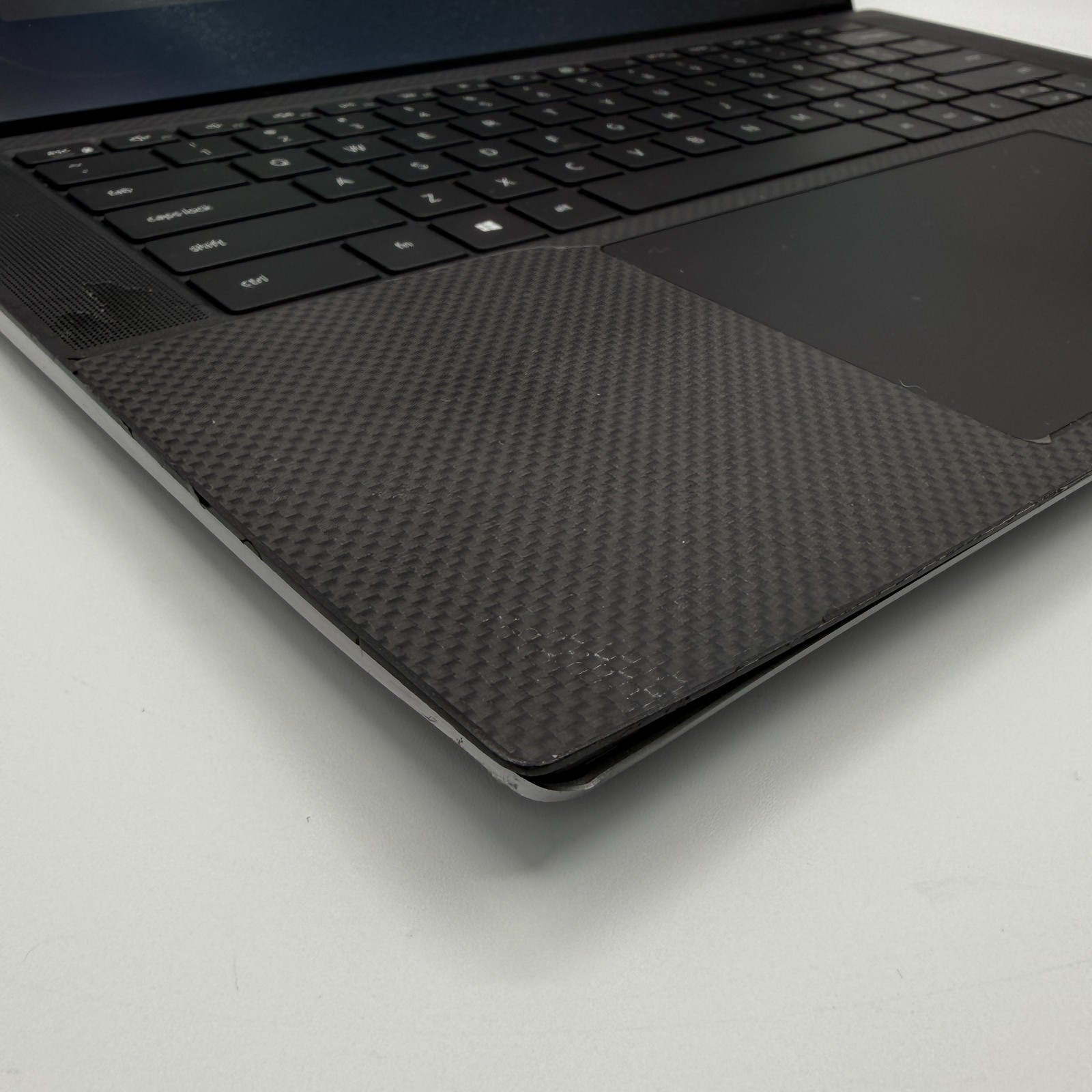 Dell Precision 5550 15 TOUCH i7-10875H 2.30 GHz 32GB 1TB Quadro T2000 Max-Q Good