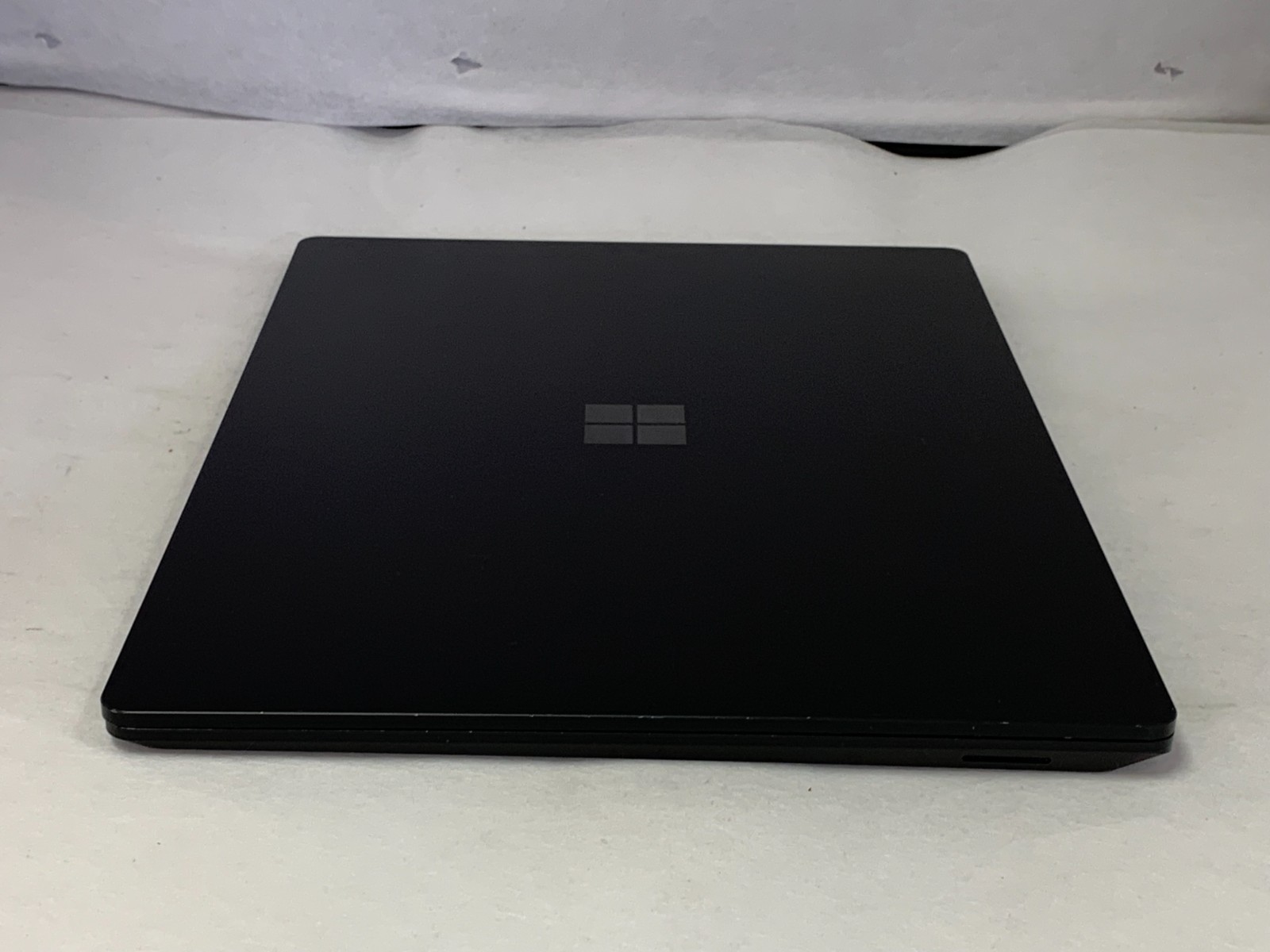 Microsoft Surface Laptop 4 1979 15″ Touch i7-1185G7 16GB 512GB W11P