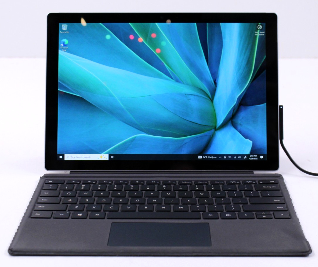 Lot of 5 Microsoft Surface Pro 5 1796 i5 7300U @ 2.6 GHz 256 GB 8 GB Win 10 Pro