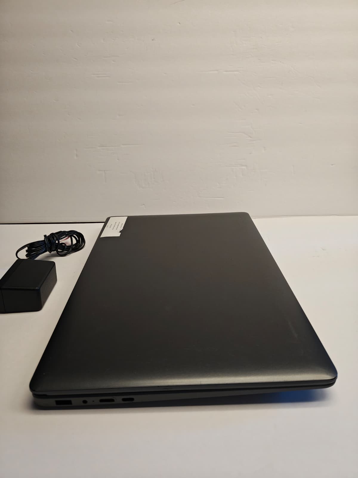 Sgin X15 Celeron N5095A @ 2.0 12GB Ram 512GB SSD NVME Windows 11 Pro