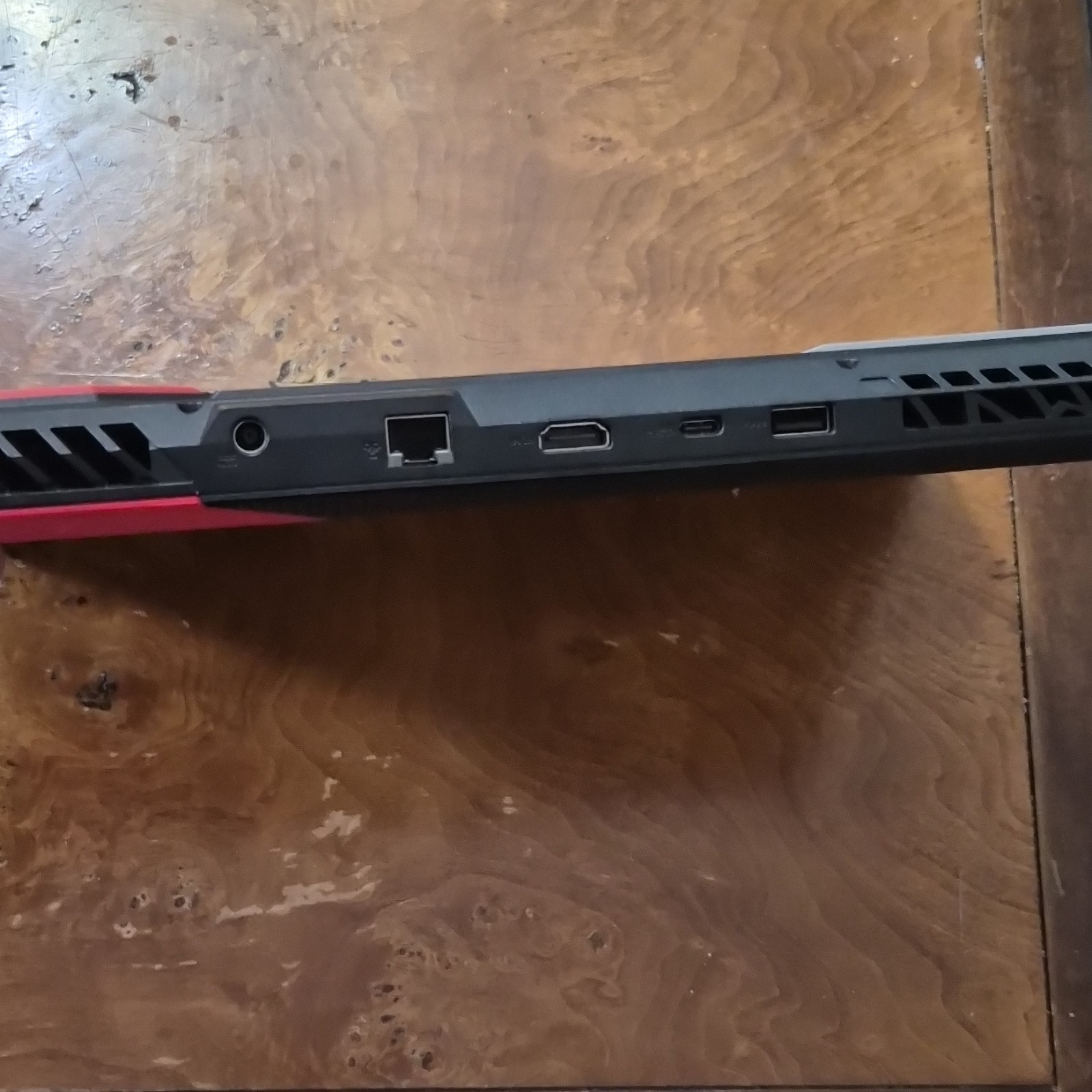 ASUS ROG Strix 15.6″ Gaming Laptop Ryzen 9 5000 RTX 300Hz Black/Red