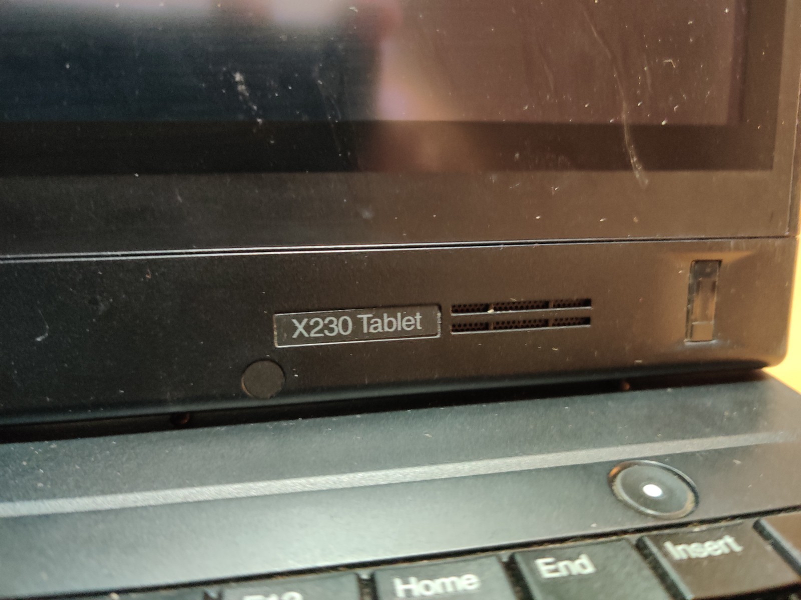 Thinkpad X230 Tablet, Core i7 (2 Core, 2.90GHz), 8GB RAM, 256GB HDD, Linux Mint