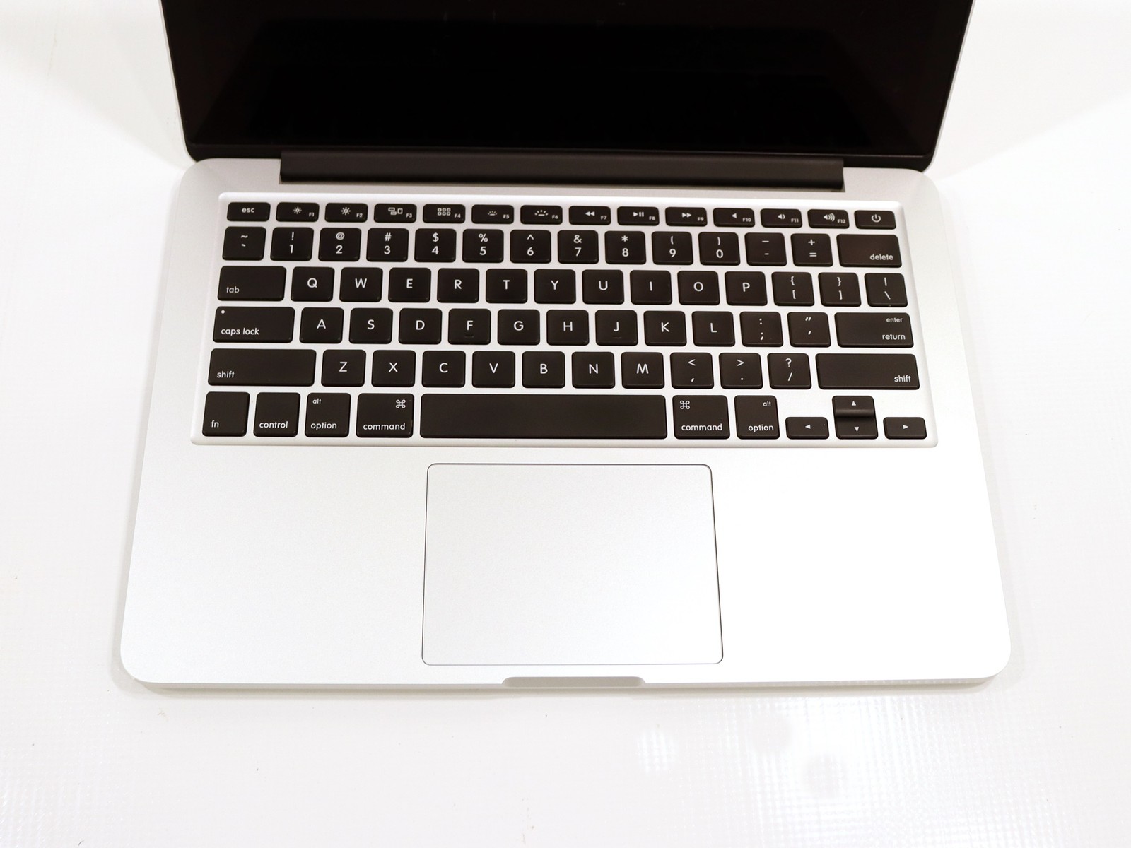Apple MacBook Pro A1502 13.3″ Intel i5-5257U 8GB 256GB SSD