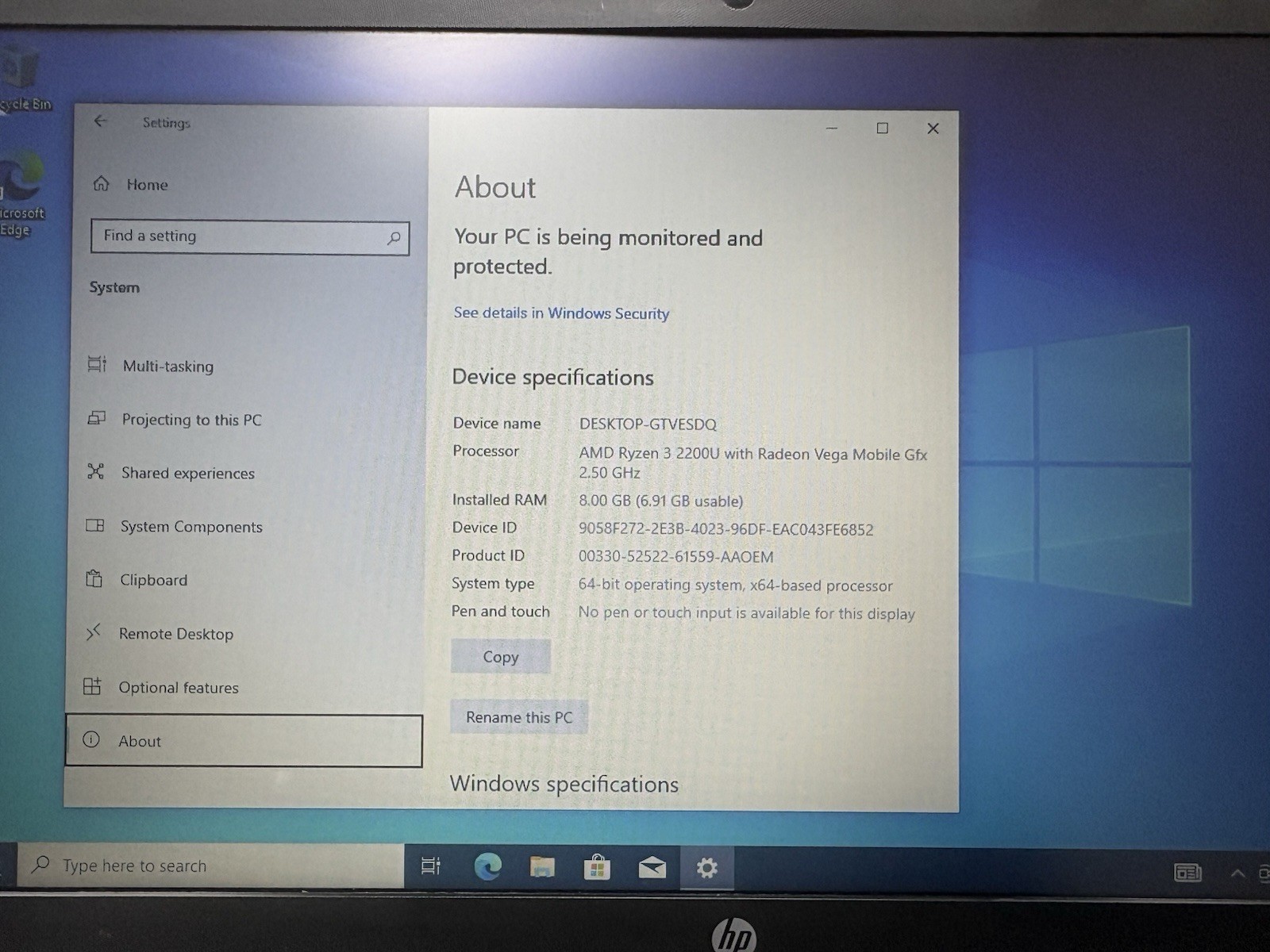HP 255 G7 AMD Ryzen 3 2200U Radeon Vega 2.5GHz 15.6″ 8GB 256GB SSD Win 10 READ