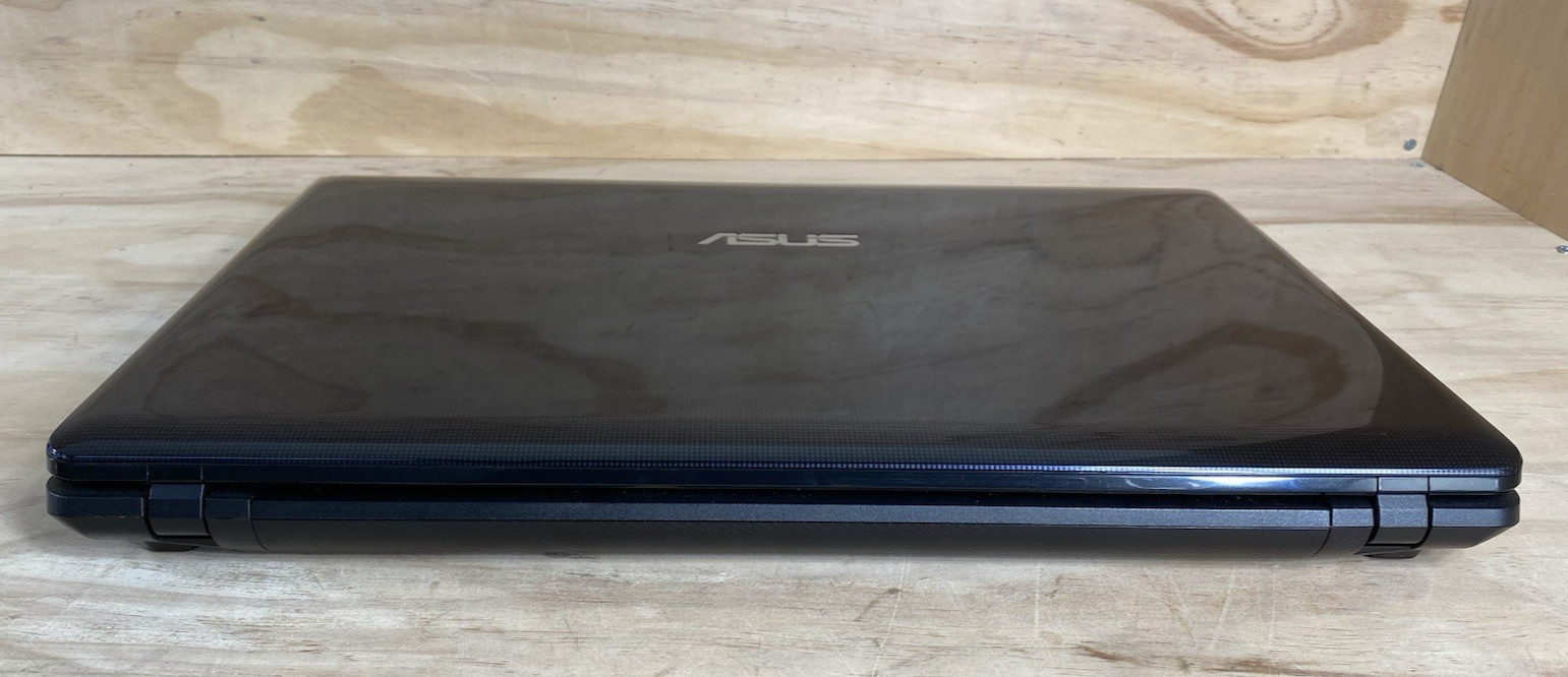 ASUS A55V Laptop Intel Core i5-3210M@2.5GHz/8 GB RAM/960 GB SSD/W11H/ Bad bat