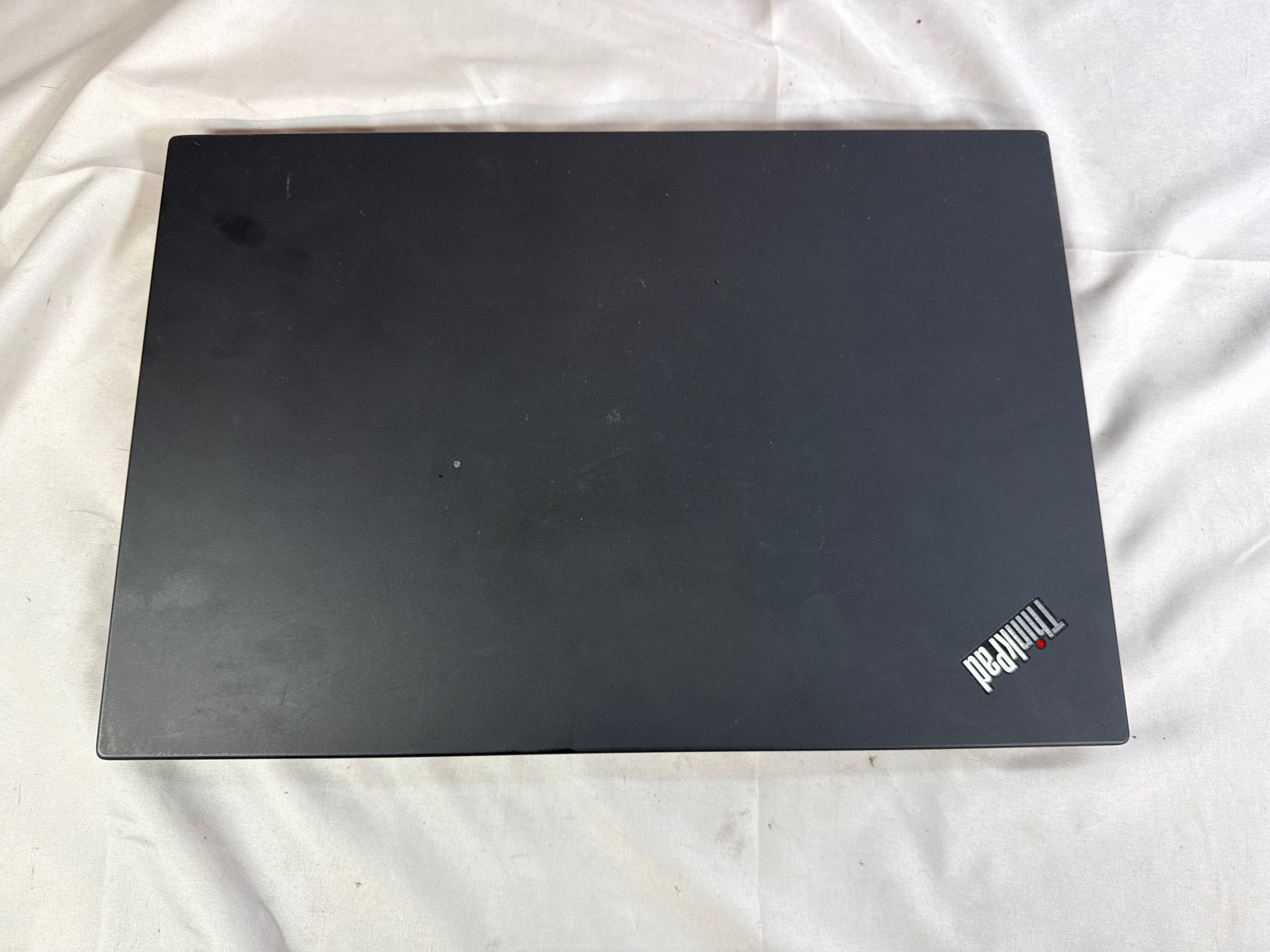 Lenovo ThinkPad T590 Intel Core i7-8665U 16 GB 128GB SSD 15.6″ Charge Port Issue