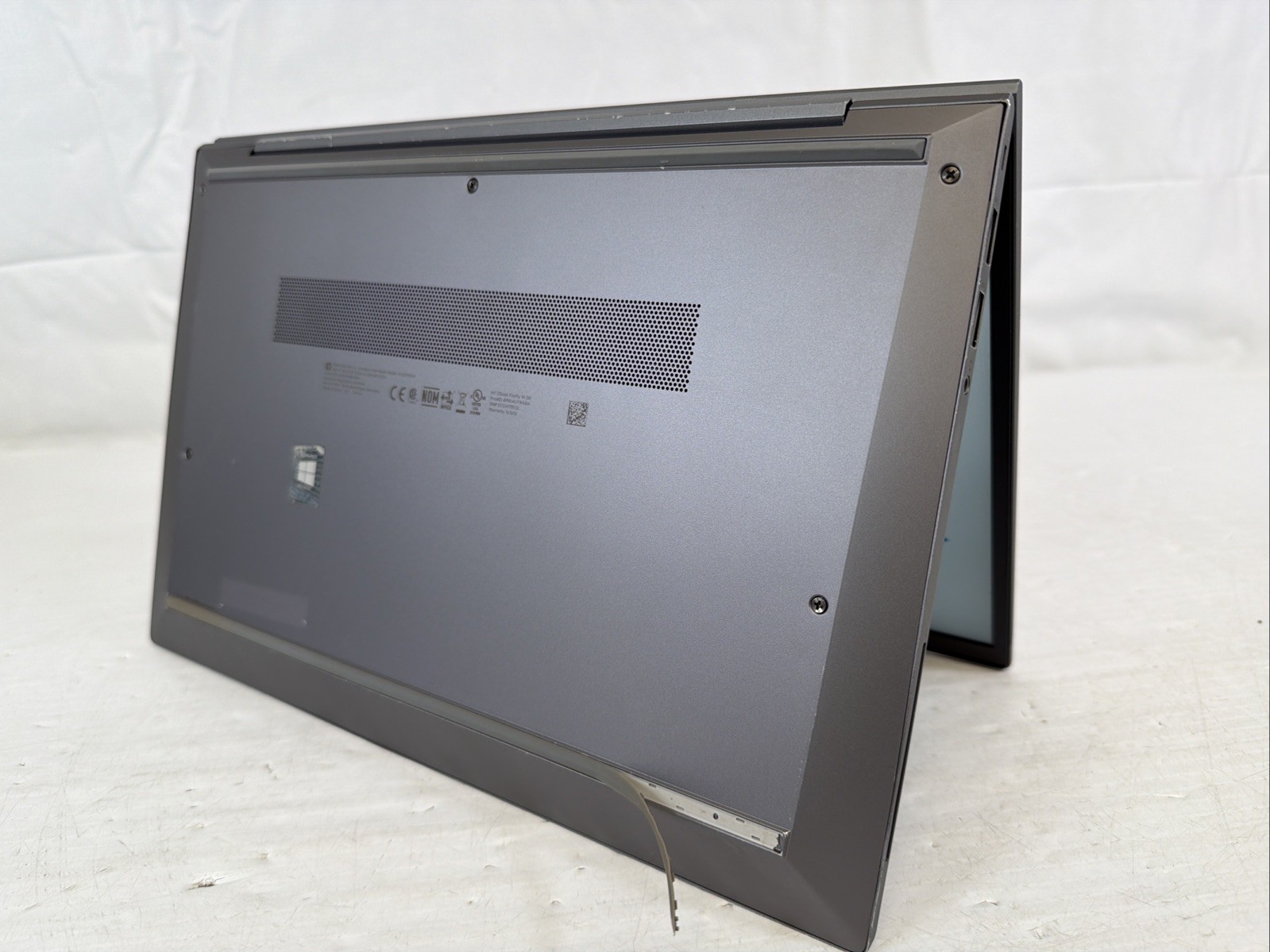 HP ZBook Firefly 14-inch G8 Core i5-1135G7@2.40GHz 16GB RAM NO SSD/OS Unit #5